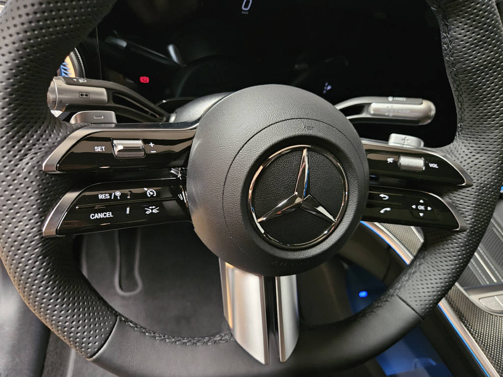 MERCEDES-BENZ C 400 4Matic elektrisch-image-8