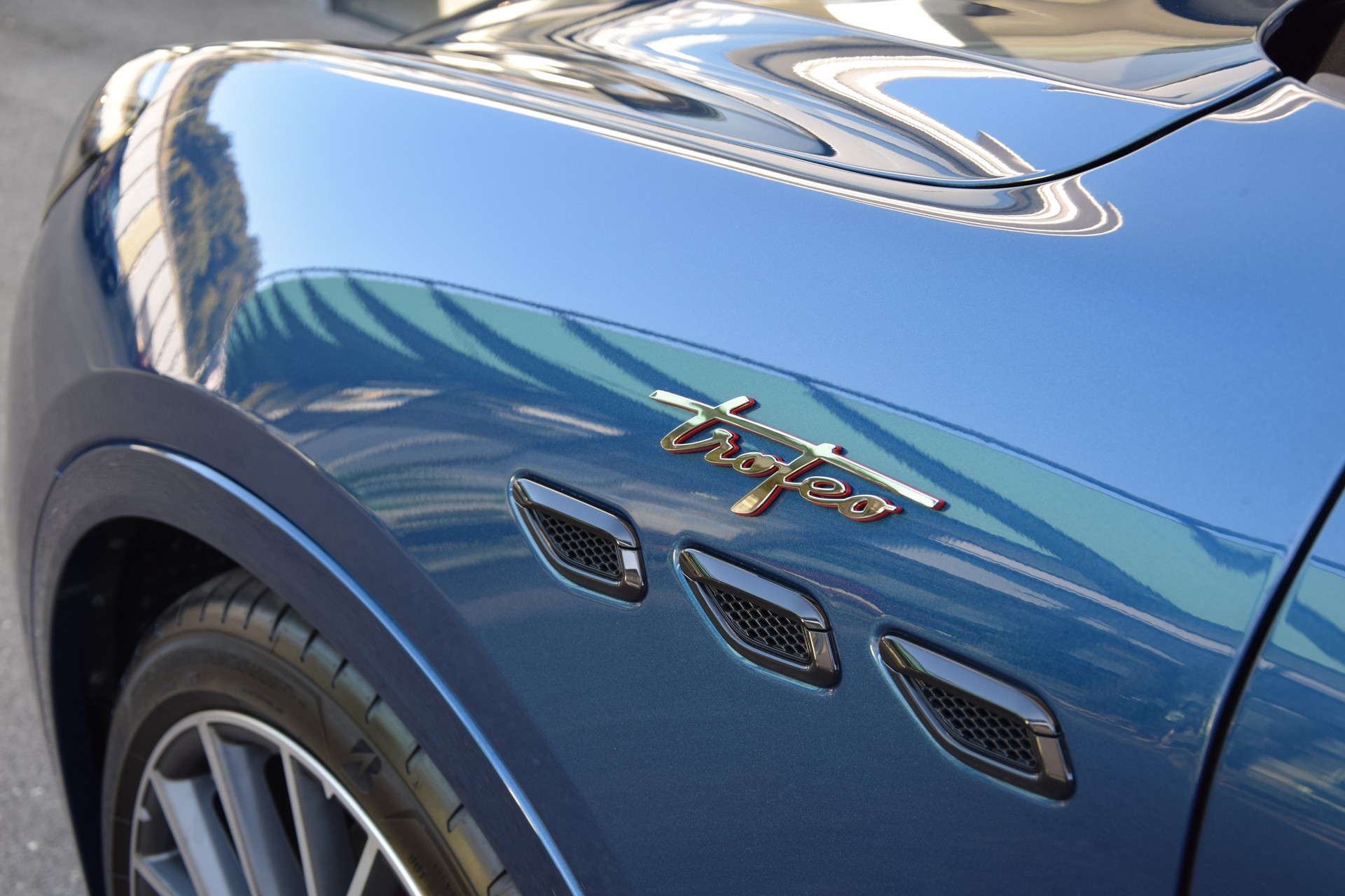MASERATI Grecale 3.0 Trofeo Automatica-image-12