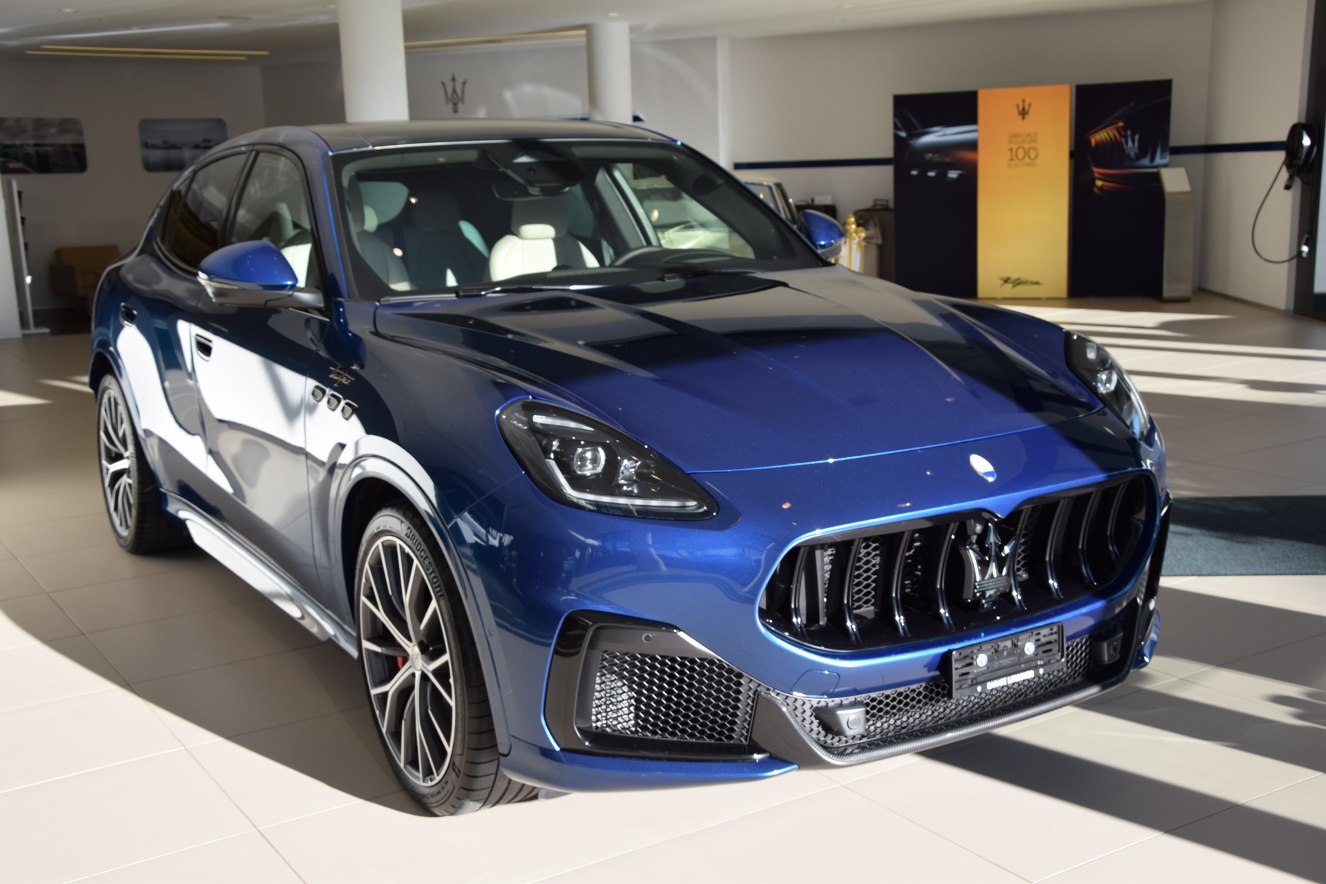 MASERATI Grecale 3.0 Trofeo Automatica-image-8
