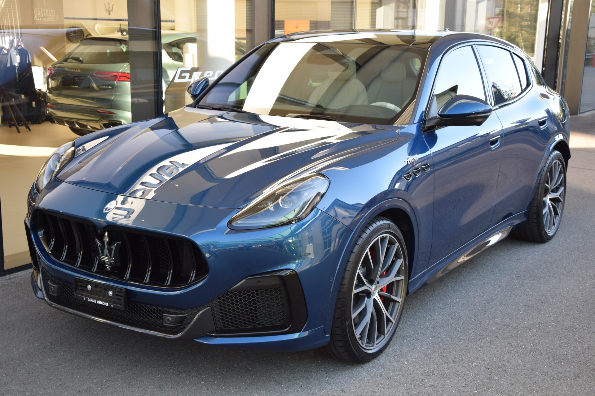 MASERATI Grecale 3.0 Trofeo Automatica-showroom-element-1