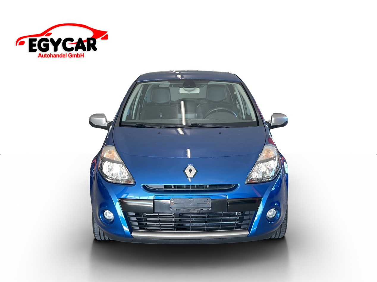 RENAULT Clio 1.2 16V Turbo Night&Day