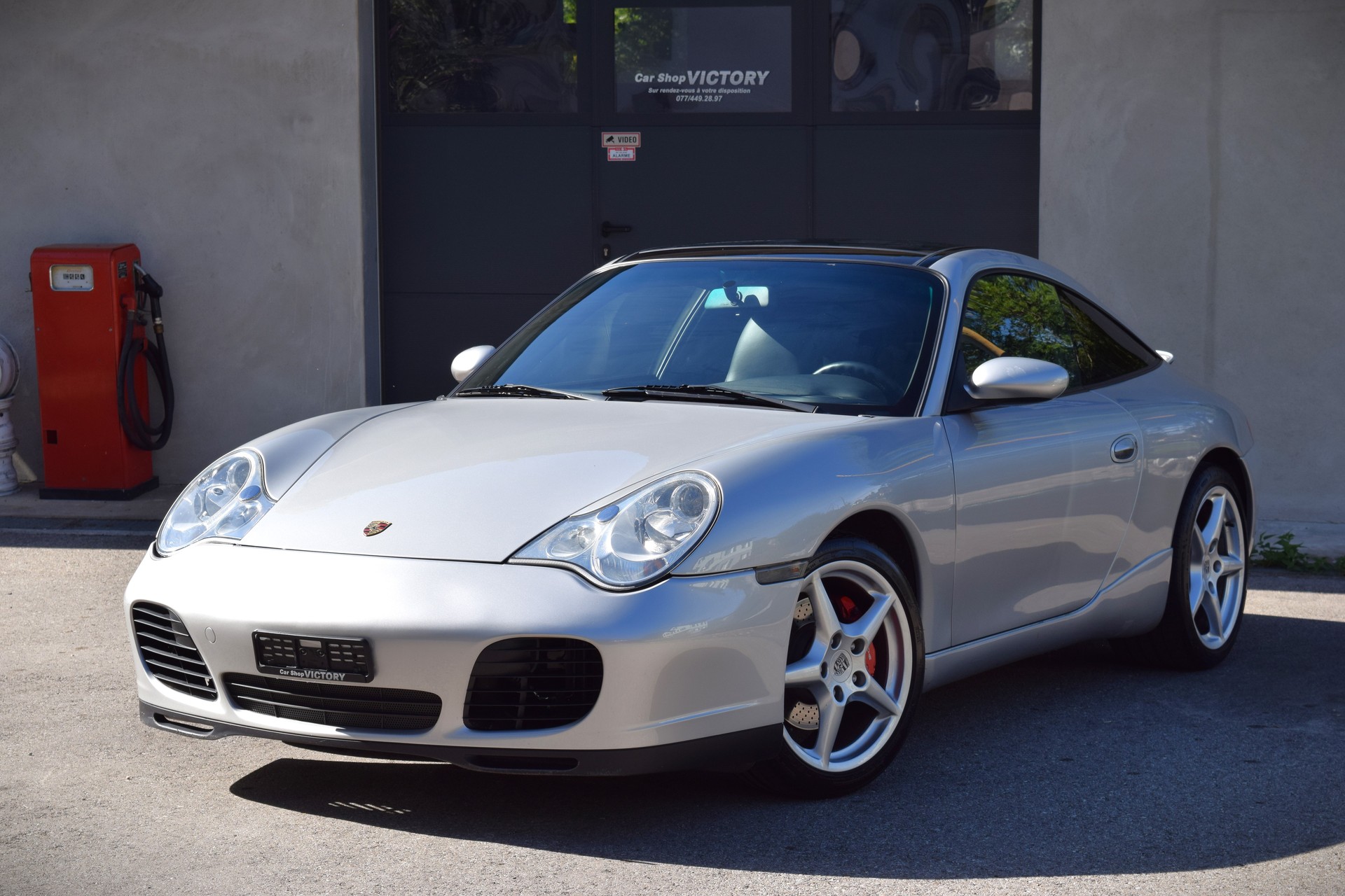 PORSCHE 911 Carrera Targa