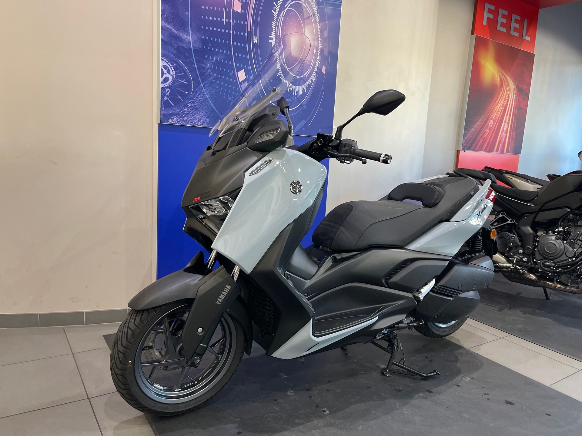 YAMAHA X-Max 300 Tech Max+-image-5