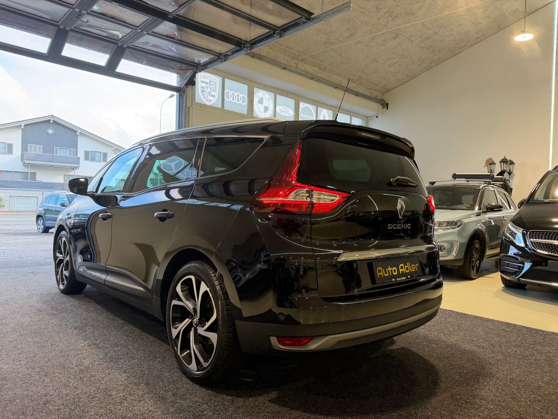 RENAULT Grand Scénic 1.2 16V Turbo Bose-image-6