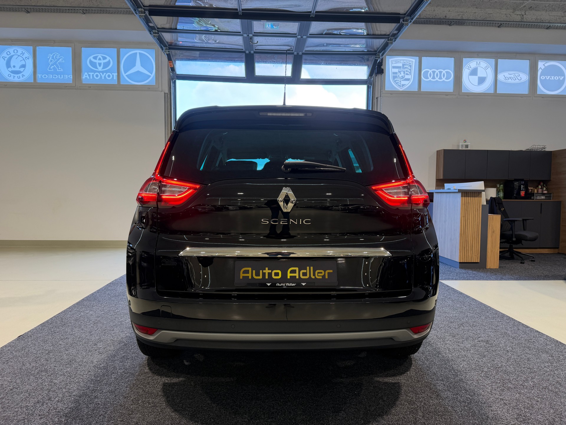 RENAULT Grand Scénic 1.2 16V Turbo Bose-image-7