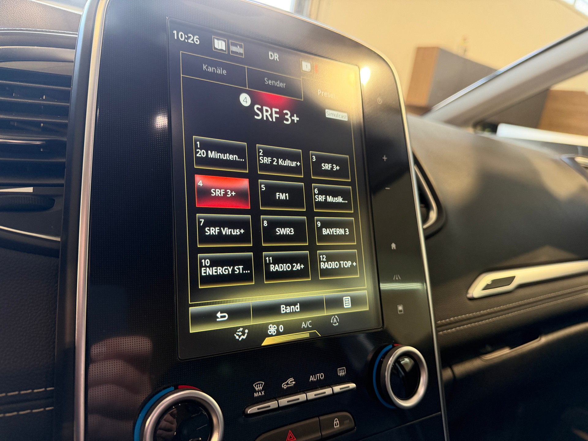 RENAULT Grand Scénic 1.2 16V Turbo Bose-image-18