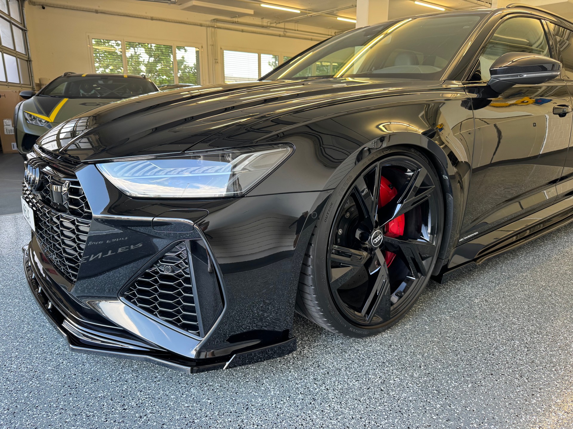 AUDI RS6 Avant 4.0 TFSI V8 quattro, CH Fahrzeug, Keramik, KW V4, BTM-showroom-element-2