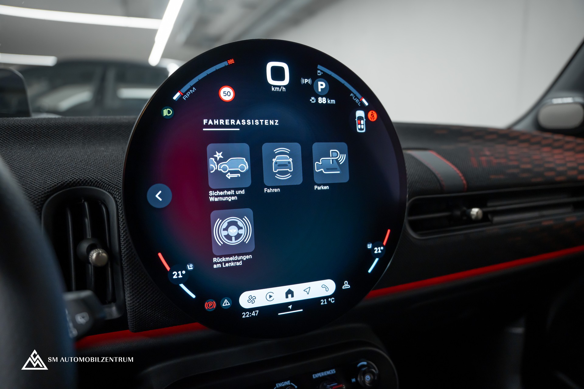 MINI Mini John Cooper Works F66 / Head-Up / Rückfahrkamera / Harman&Kardon-image-35