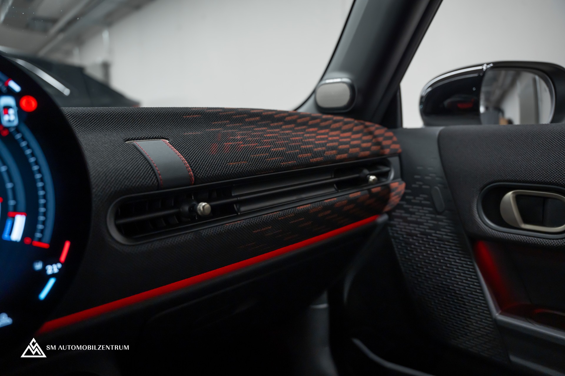 MINI Mini John Cooper Works F66 / Head-Up / Rückfahrkamera / Harman&Kardon-image-28
