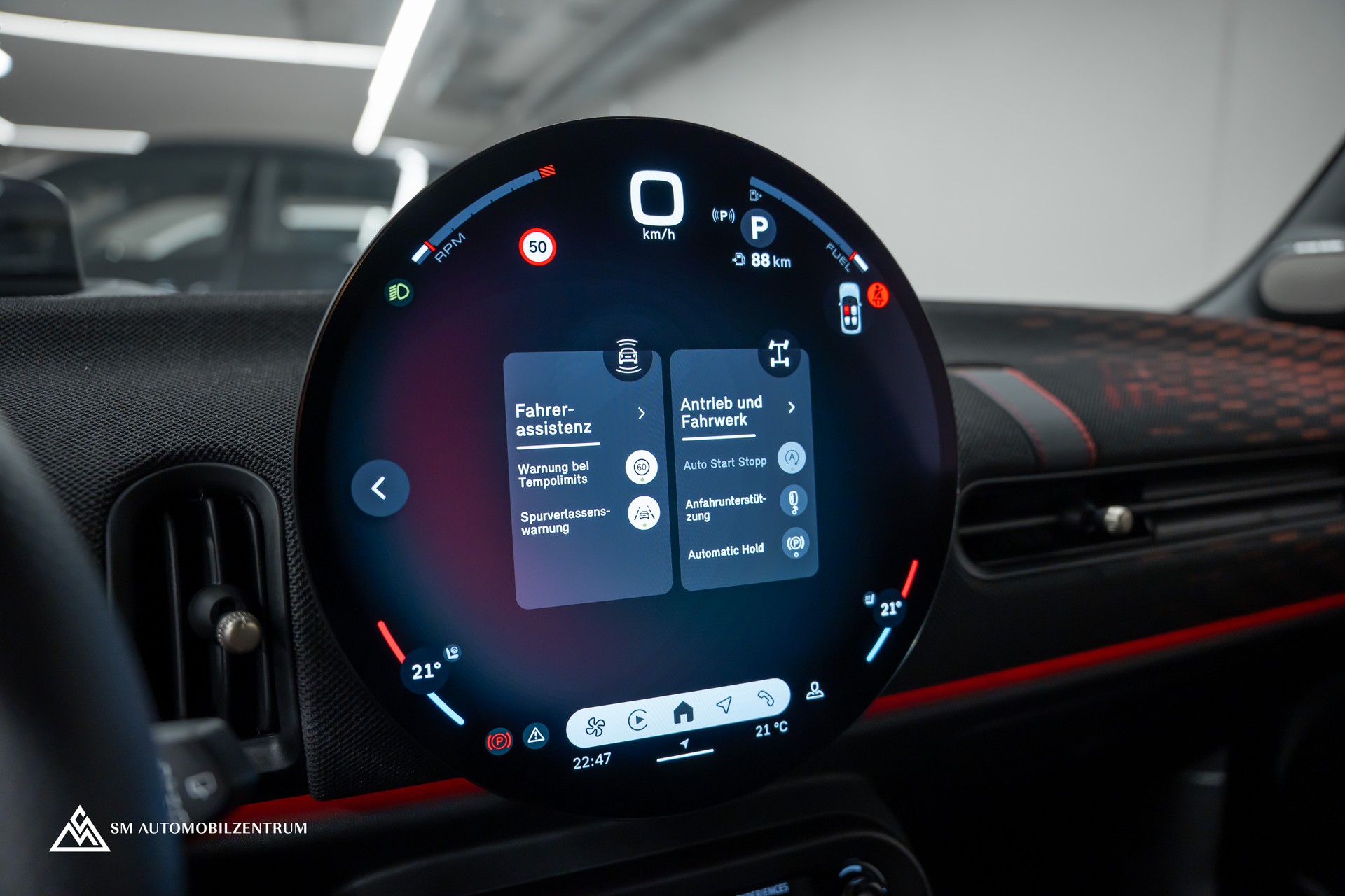 MINI Mini John Cooper Works F66 / Head-Up / Rückfahrkamera / Harman&Kardon-image-34