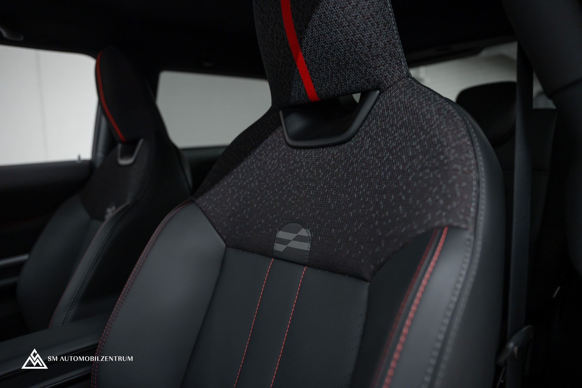 MINI Mini John Cooper Works F66 / Head-Up / Rückfahrkamera / Harman&Kardon-image-21