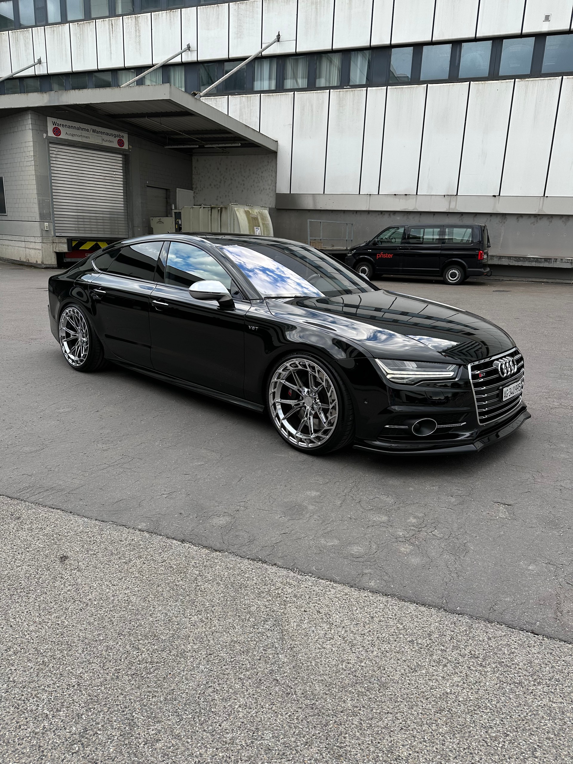 AUDI S7 Sportback 4.0 TFSI V8 quattro-image-4