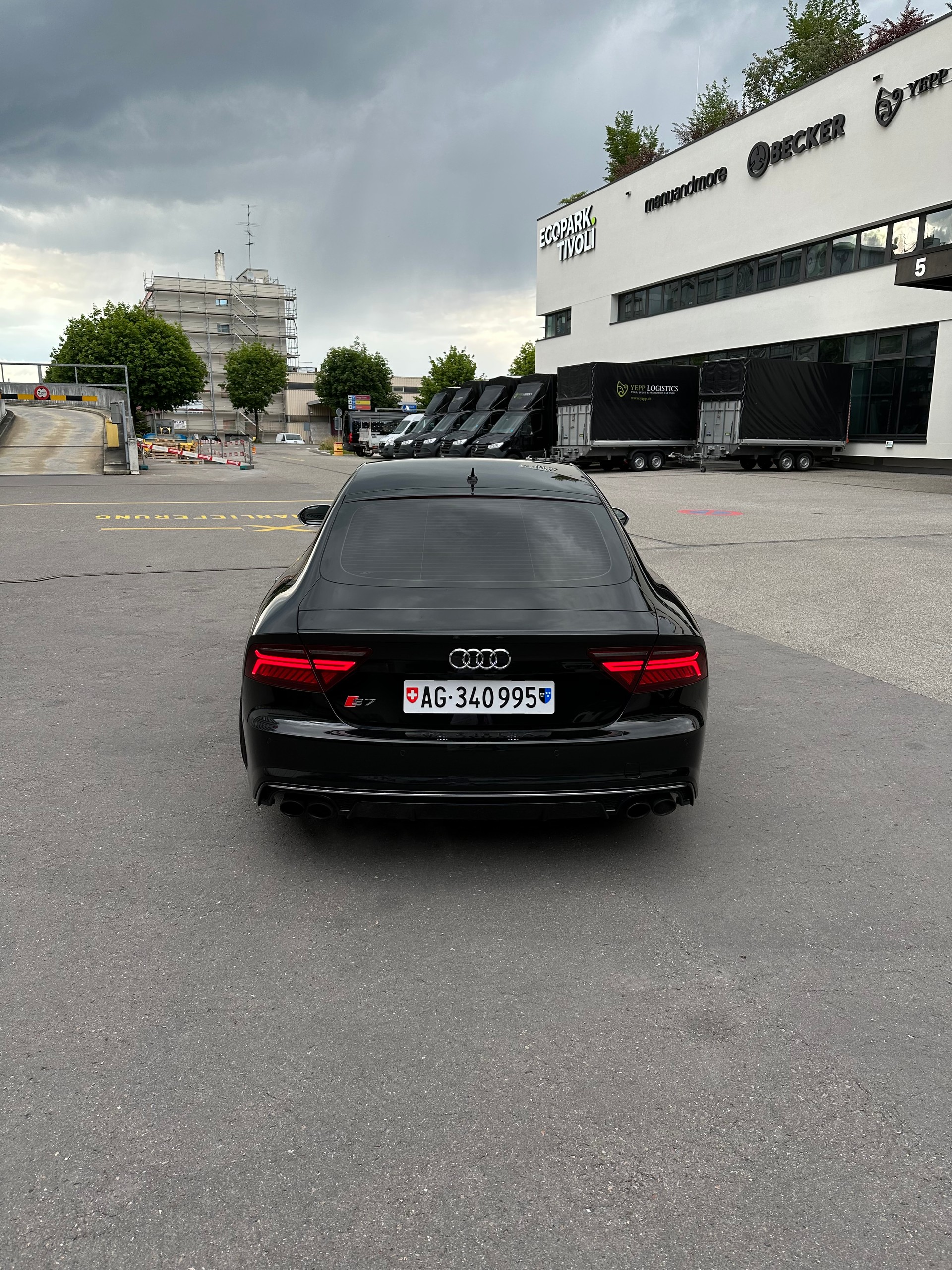 AUDI S7 Sportback 4.0 TFSI V8 quattro-image-2