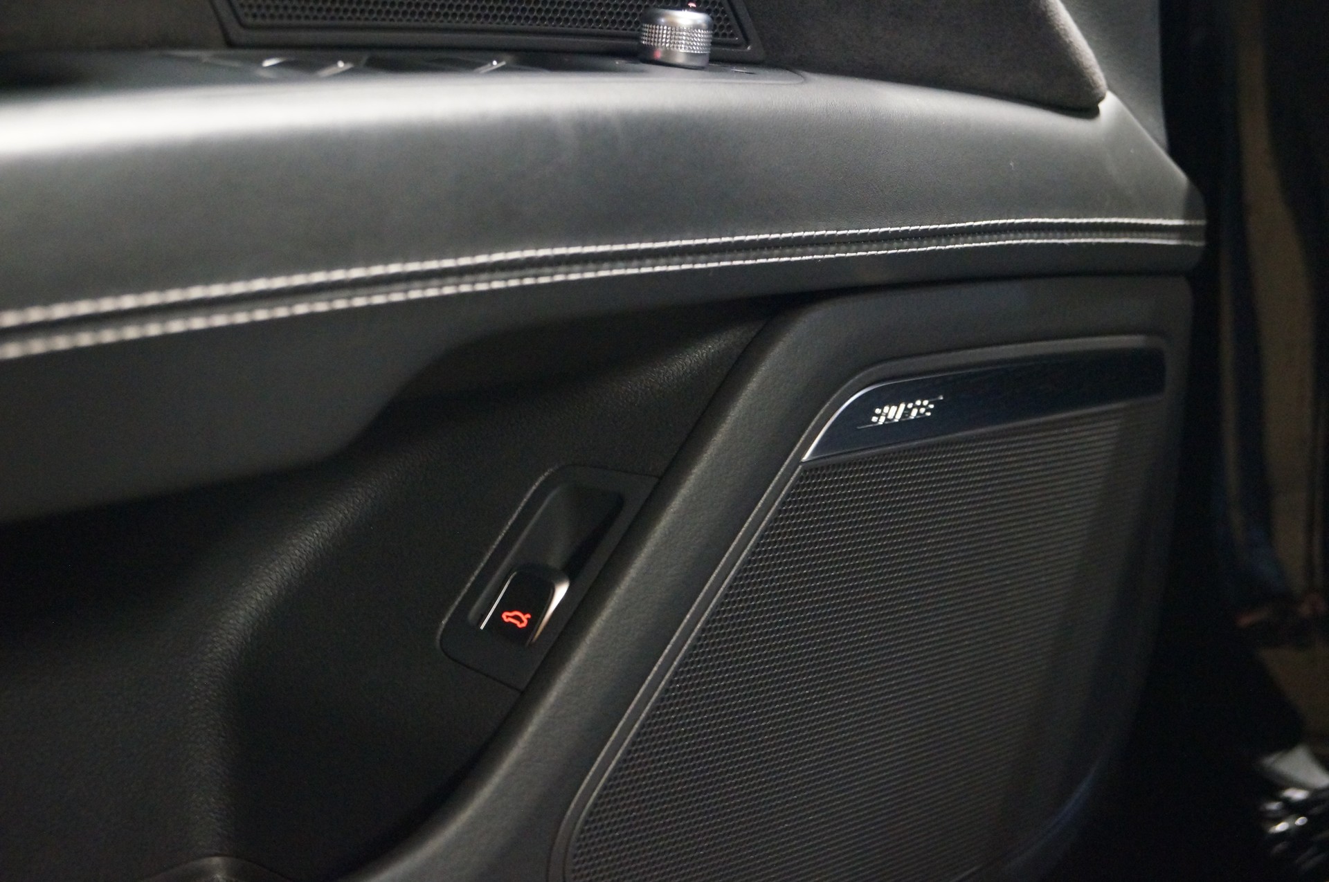 AUDI S7 Sportback 4.0 TFSI V8 quattro-image-22