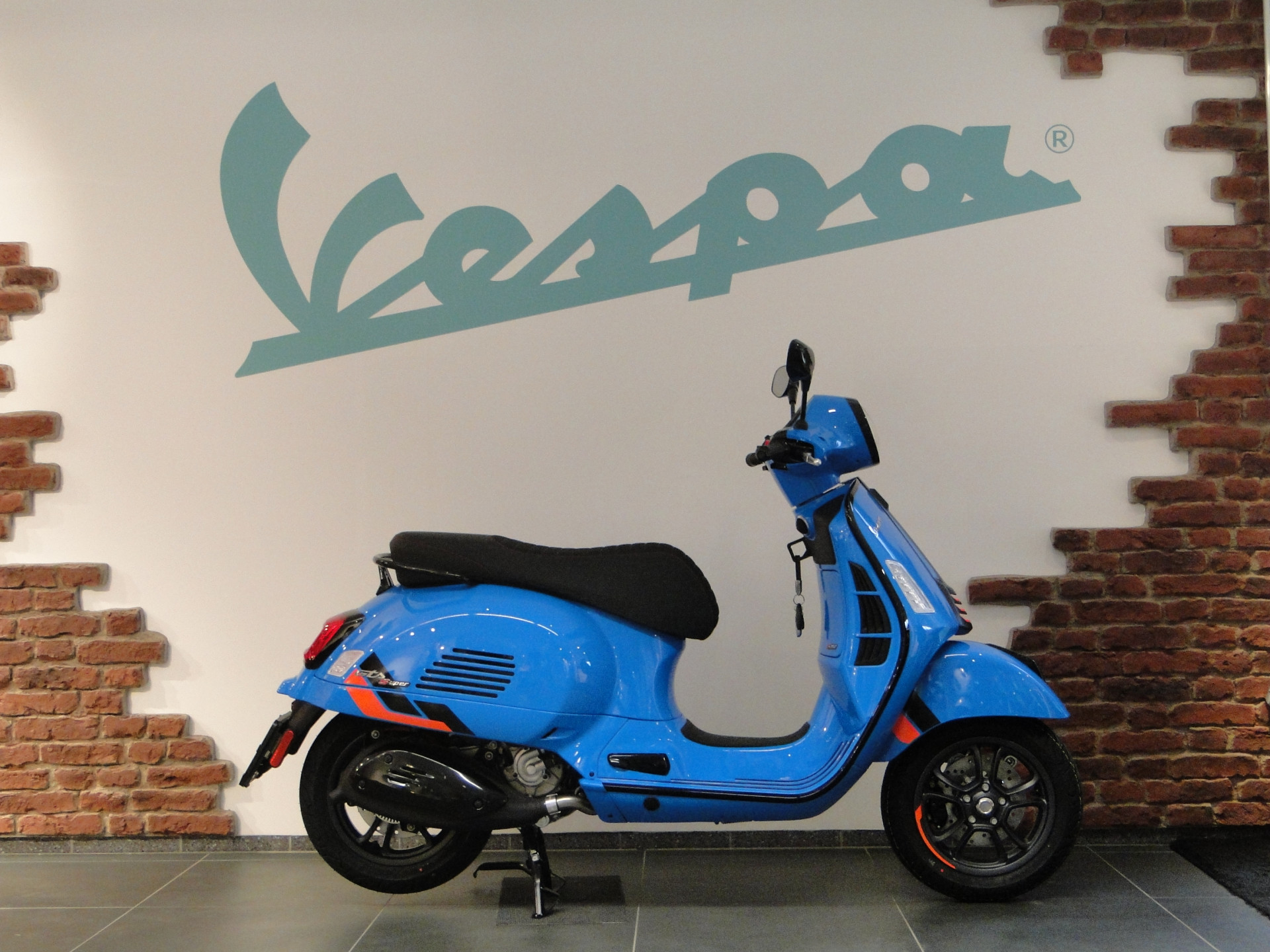 PIAGGIO Vespa GTS 310 Super Sport-image-1