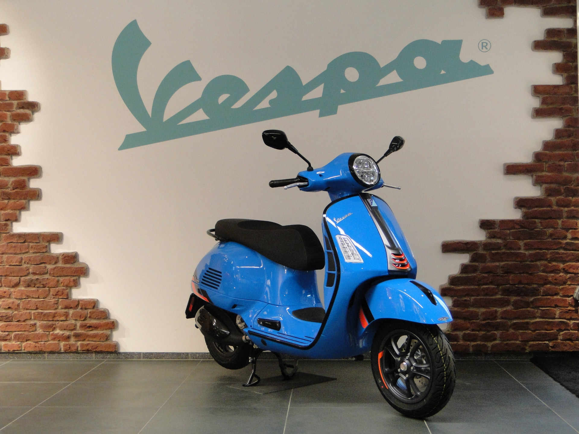 PIAGGIO Vespa GTS 310 Super Sport-image-2