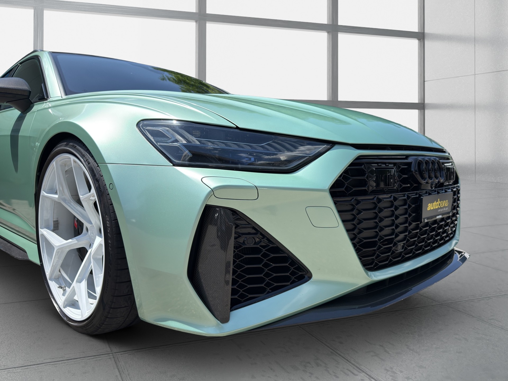 AUDI RS6 Avant 4.0 TFSI V8 quattro-image-8