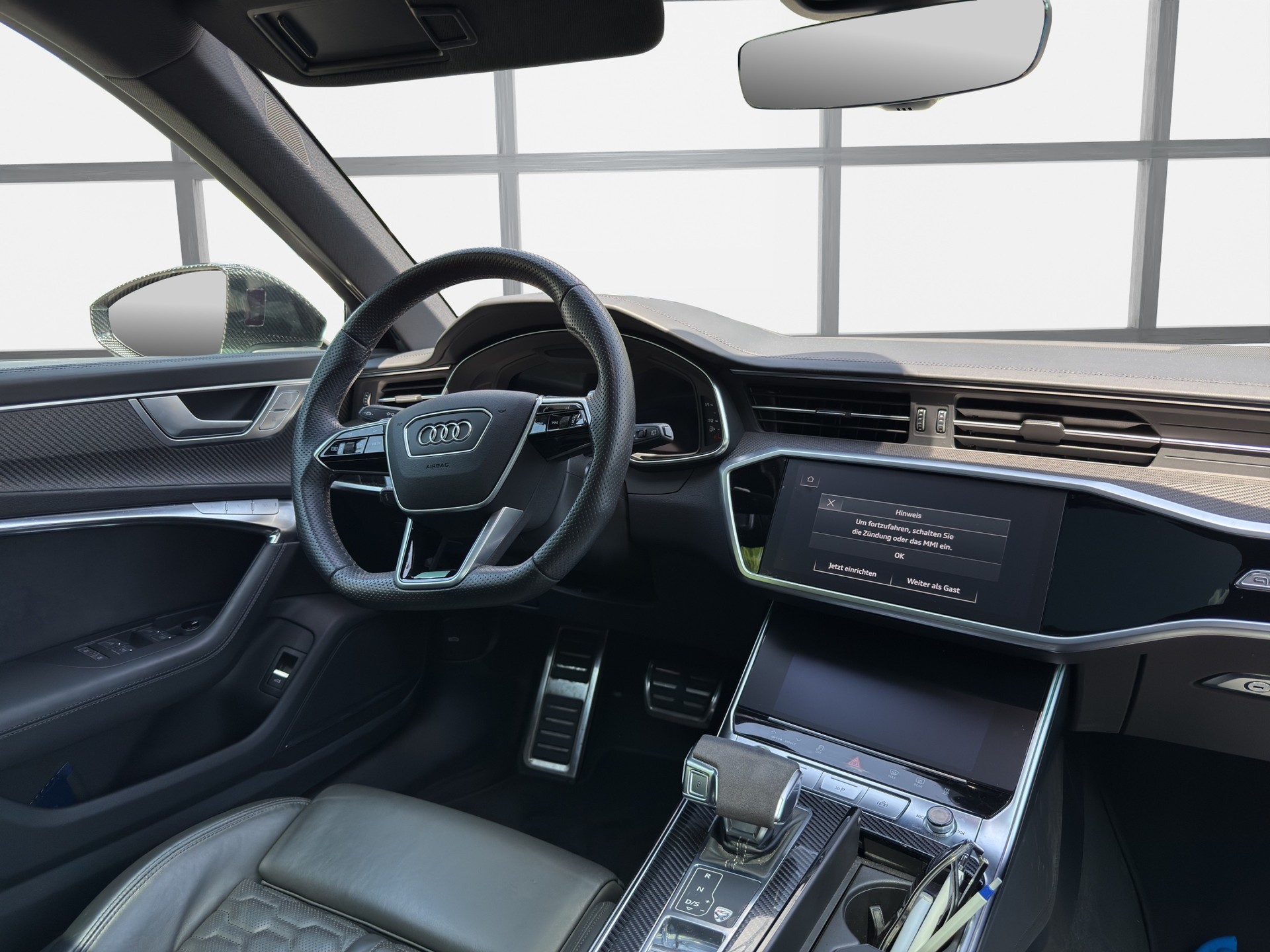 AUDI RS6 Avant 4.0 TFSI V8 quattro-image-12