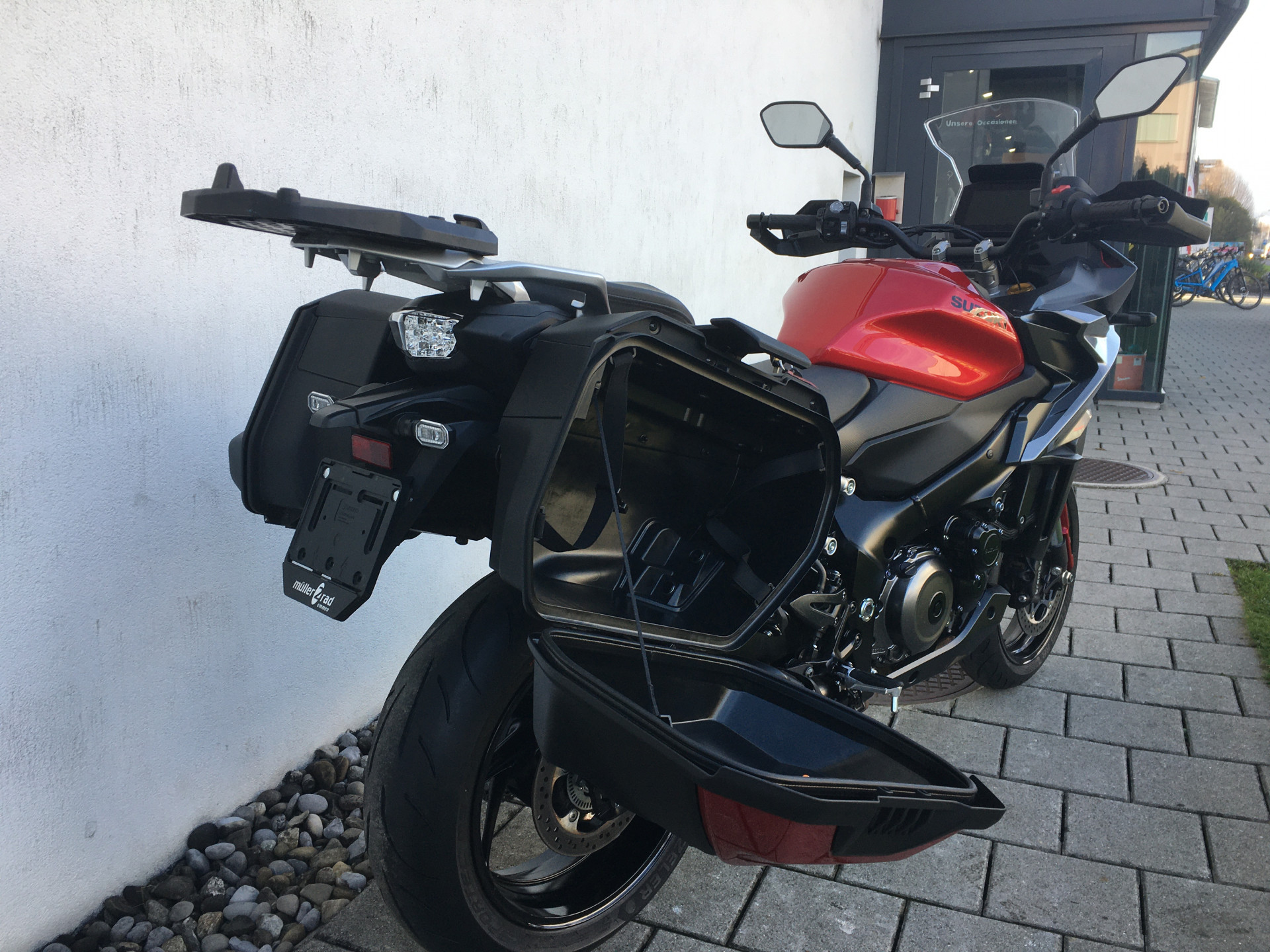 SUZUKI GSX-S 1000 GX-image-2