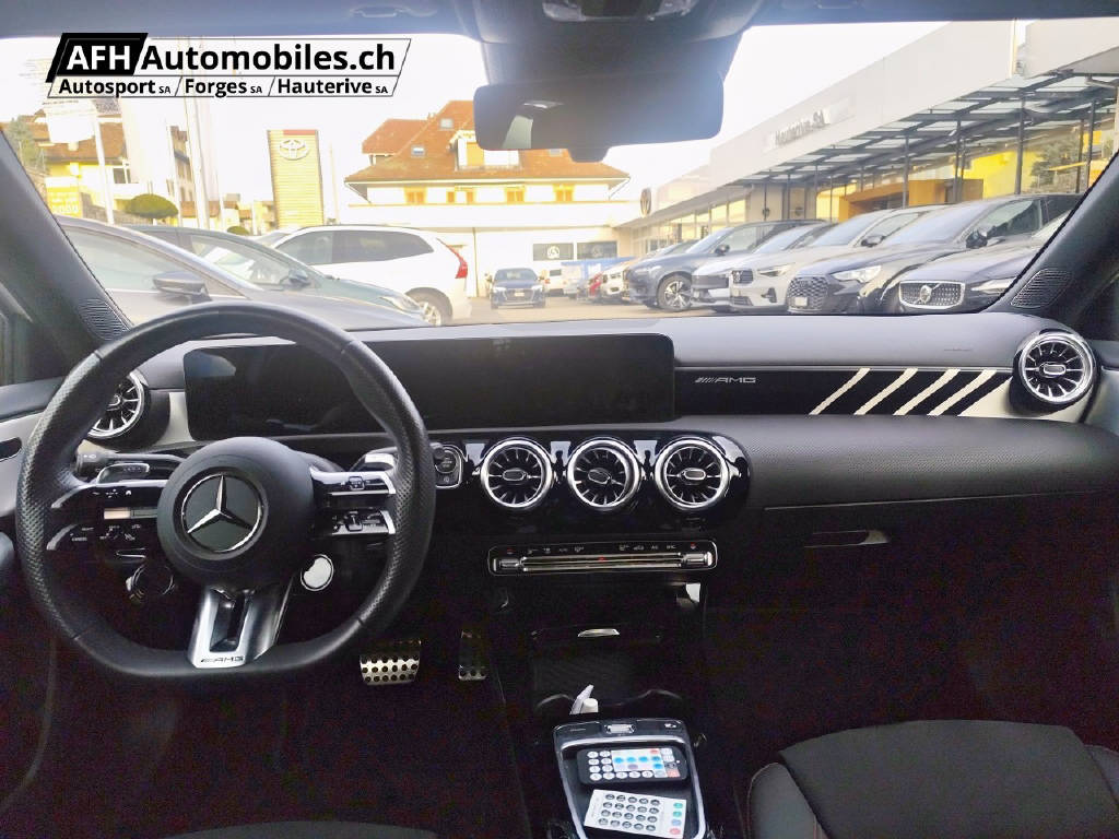 MERCEDES-BENZ A 35 AMG 4matic-image-13