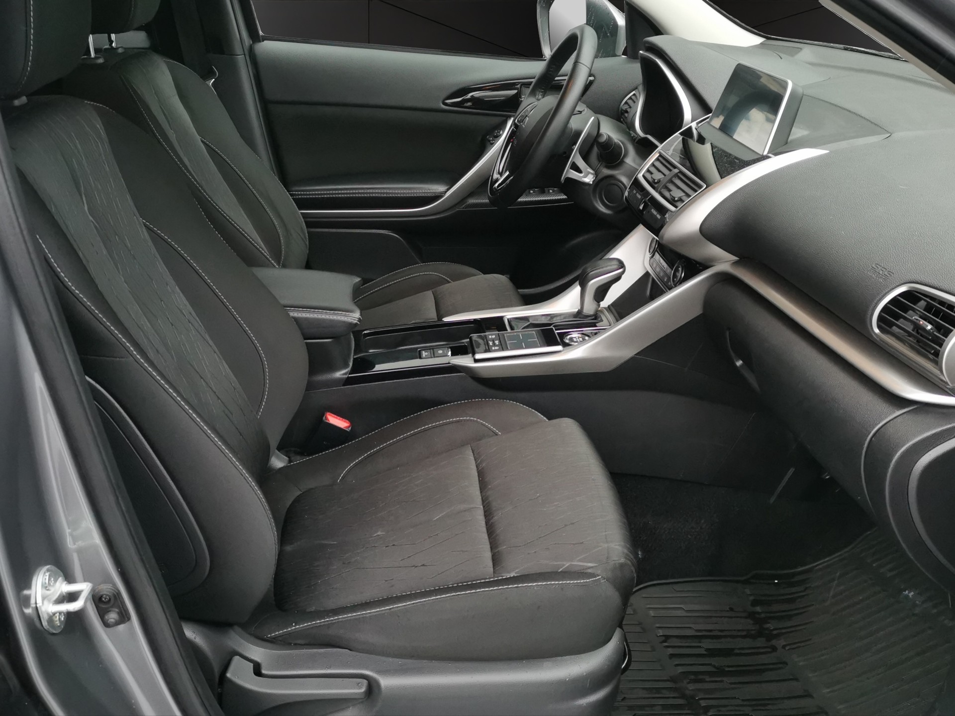 MITSUBISHI Eclipse Cross 2.2DID Style 4WD-image-9