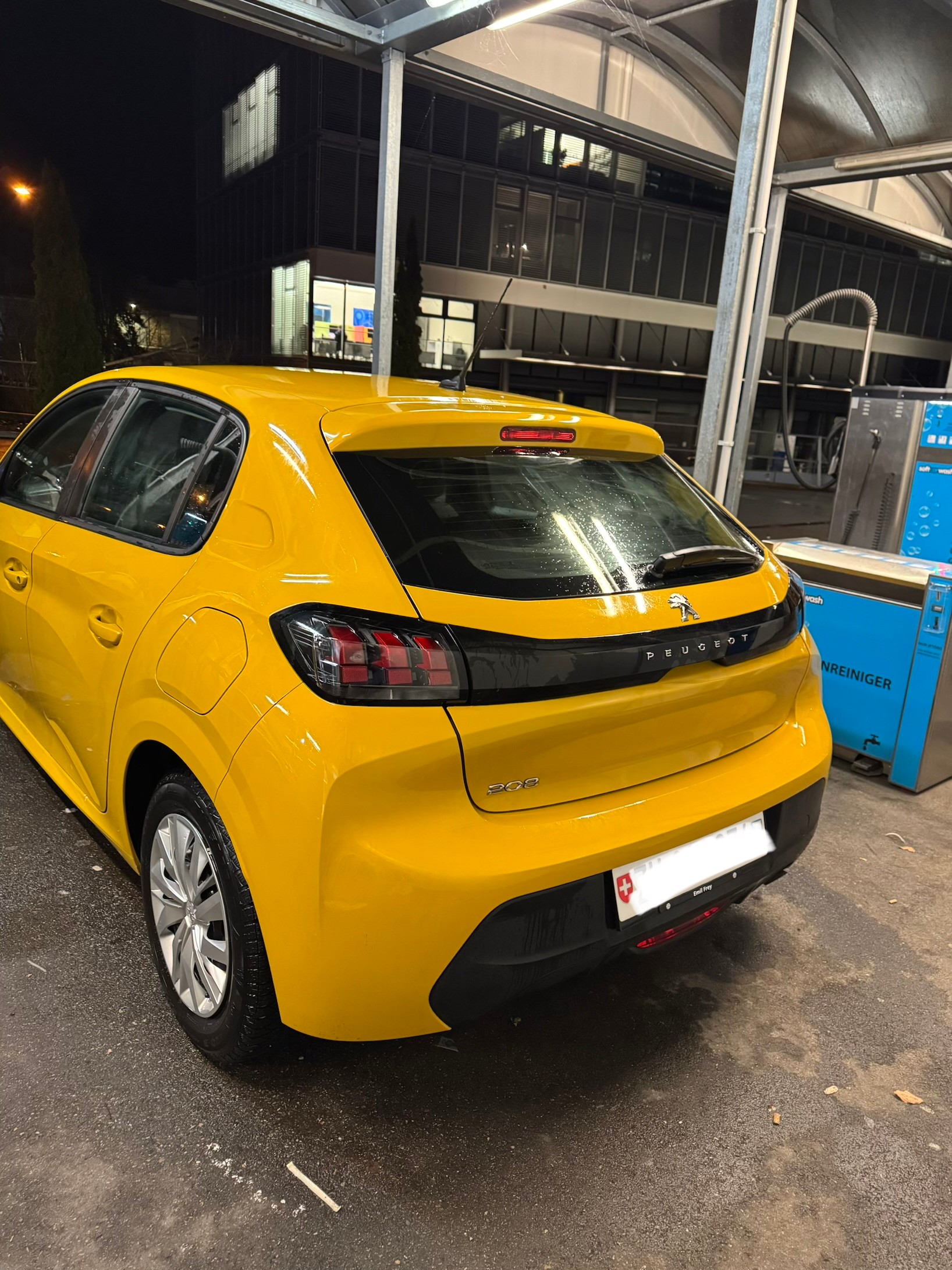 PEUGEOT 208 1.2 PureTech Active-image-7