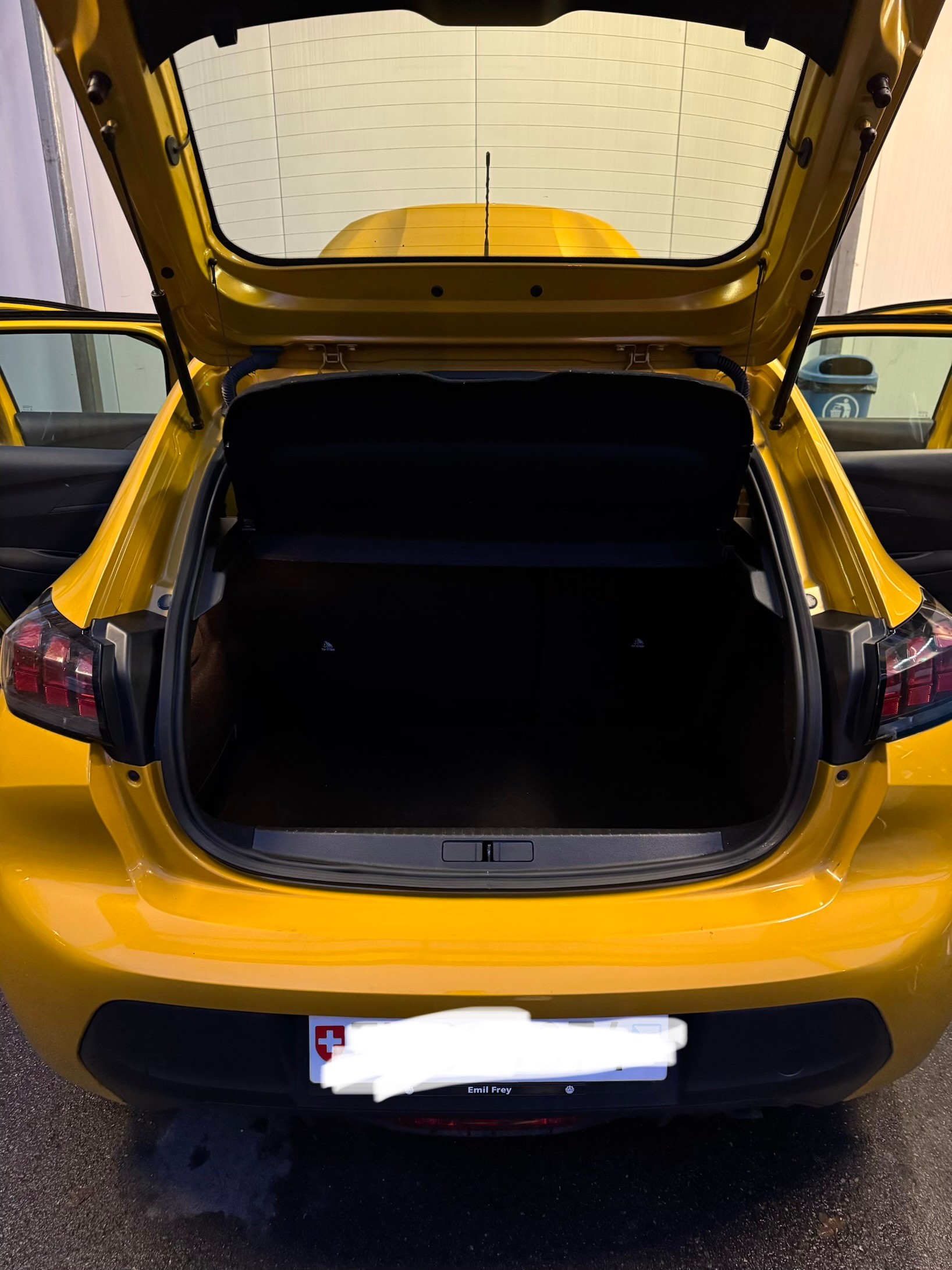 PEUGEOT 208 1.2 PureTech Active-image-17