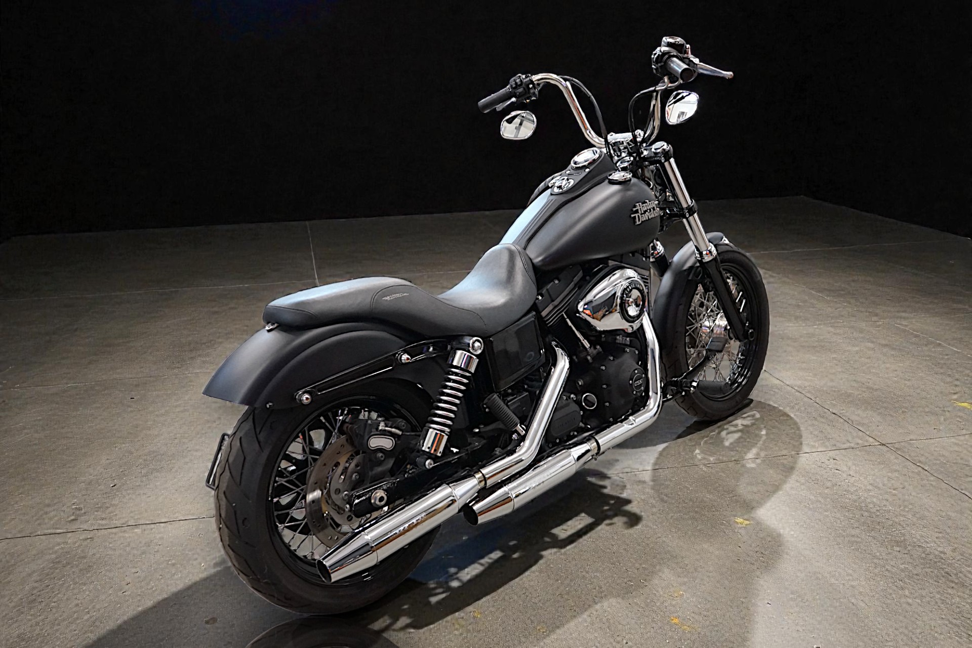 HARLEY-DAVIDSON FXDB Dyna Street Bob 103 ABS-image-2