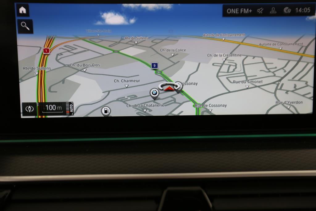BMW 520d xDrive Touring-image-6