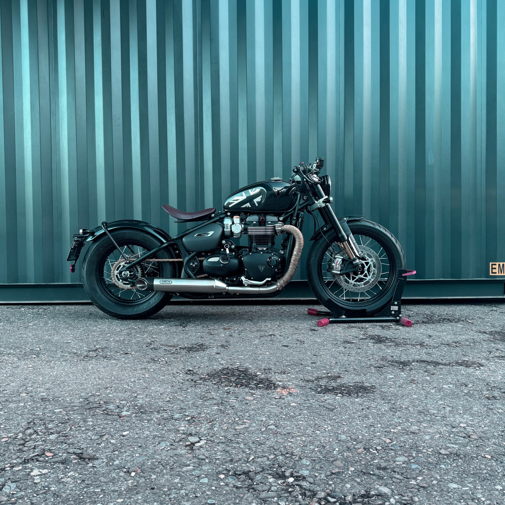 TRIUMPH Bonneville 1200 Bobber-image-0
