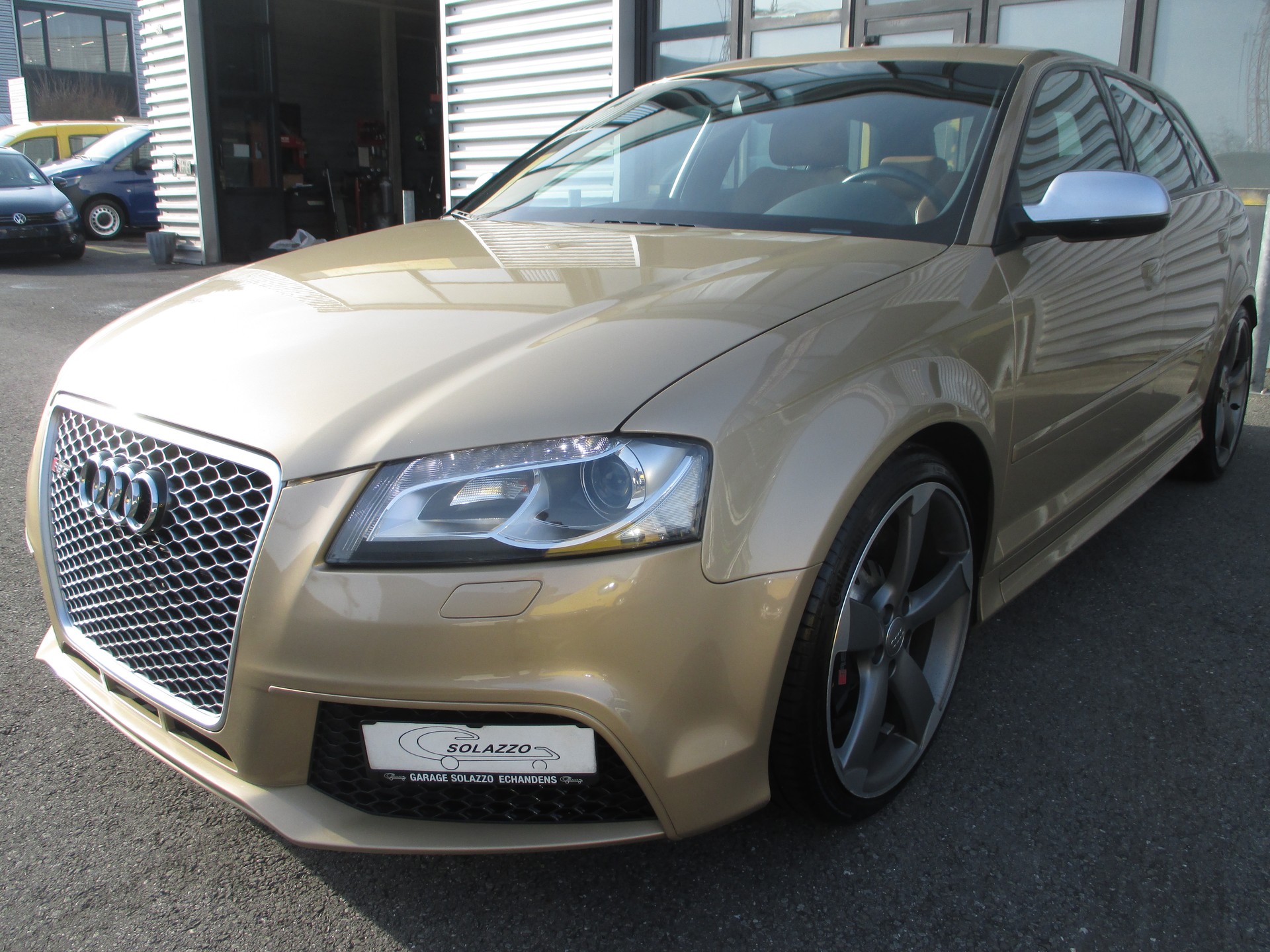 AUDI RS3 Sportback 2.5 TFSI quattro S-tronic-image-9