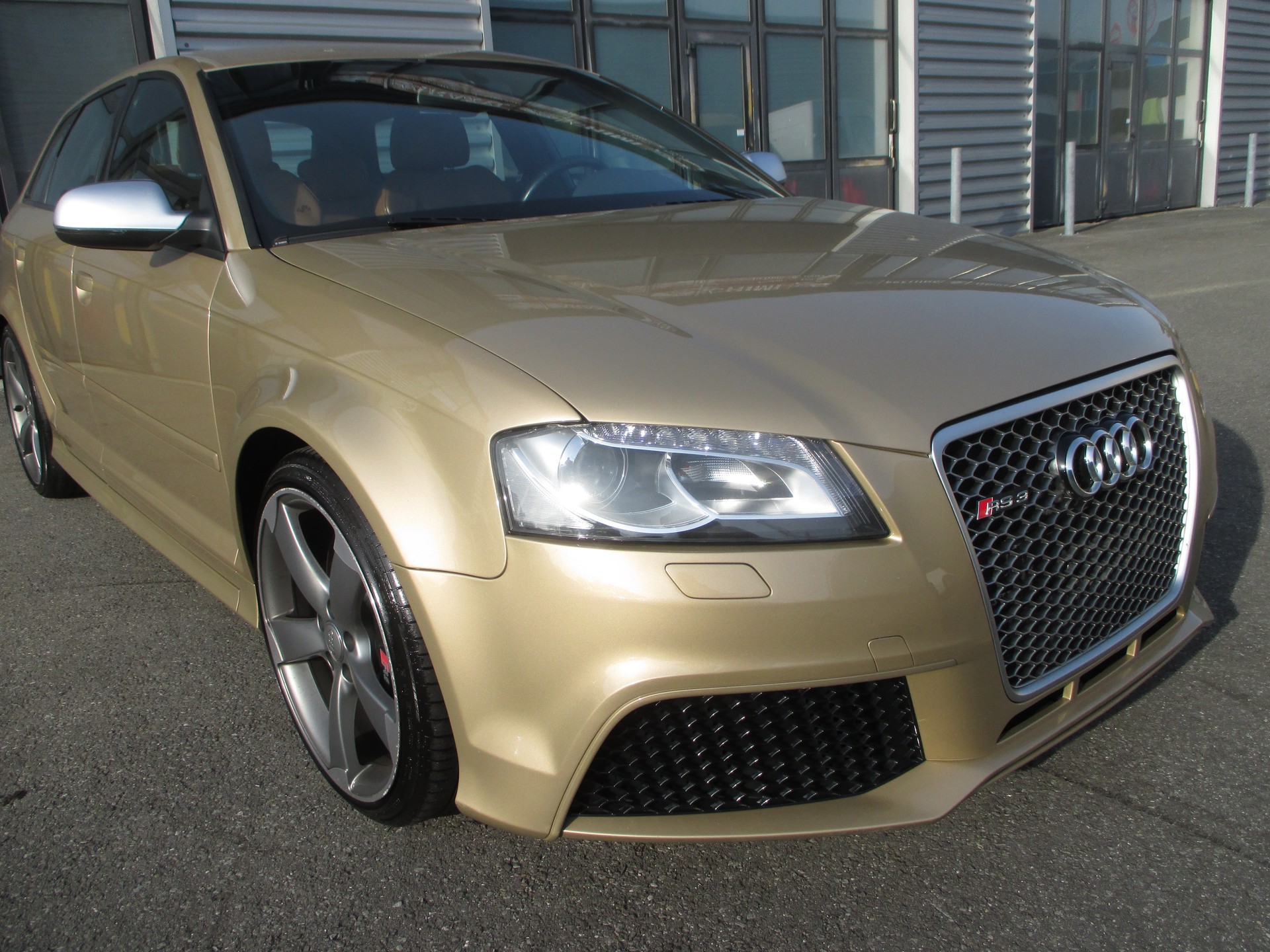 AUDI RS3 Sportback 2.5 TFSI quattro S-tronic-image-2