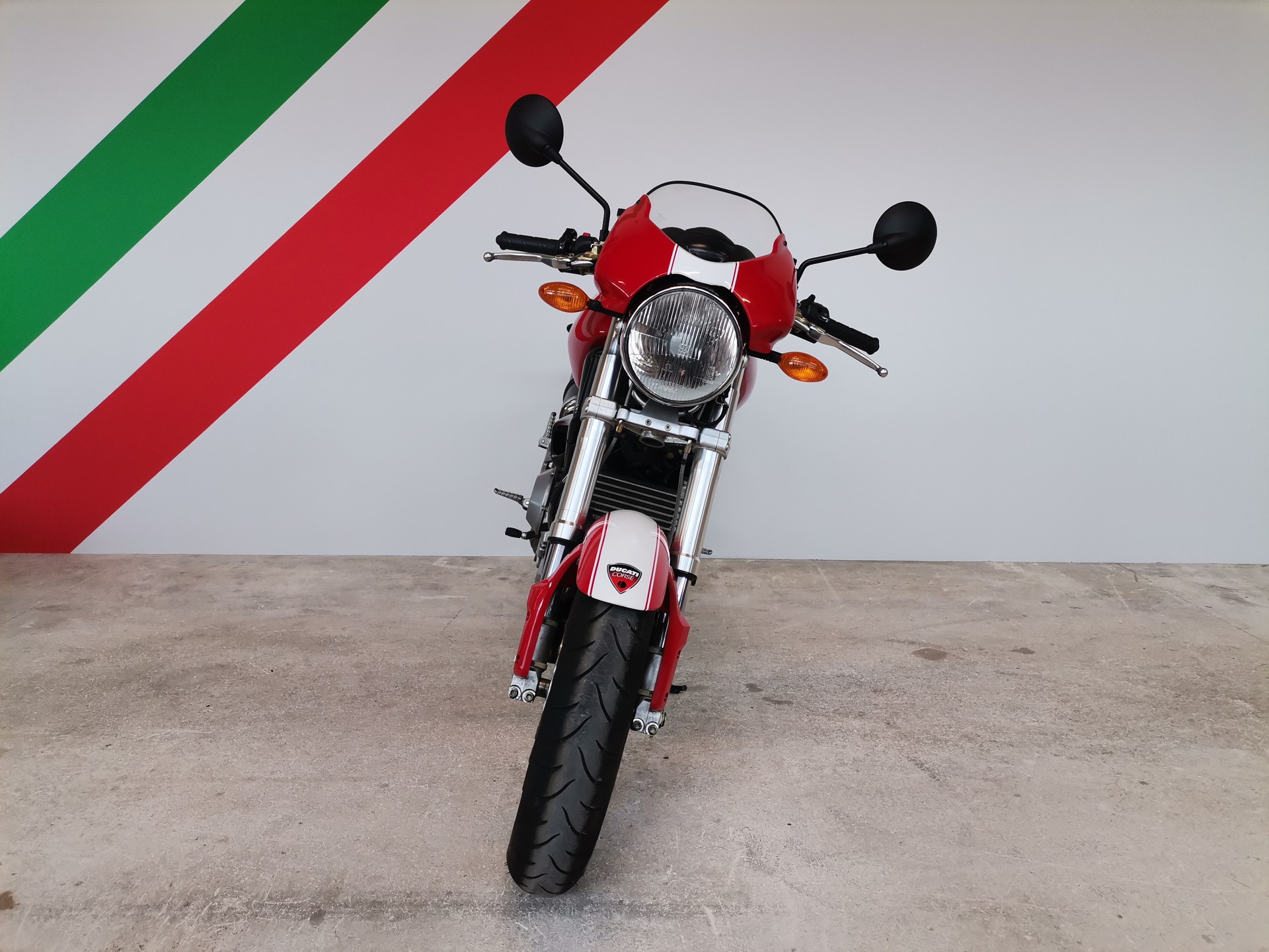 DUCATI Monster 900 i.e Special-image-1