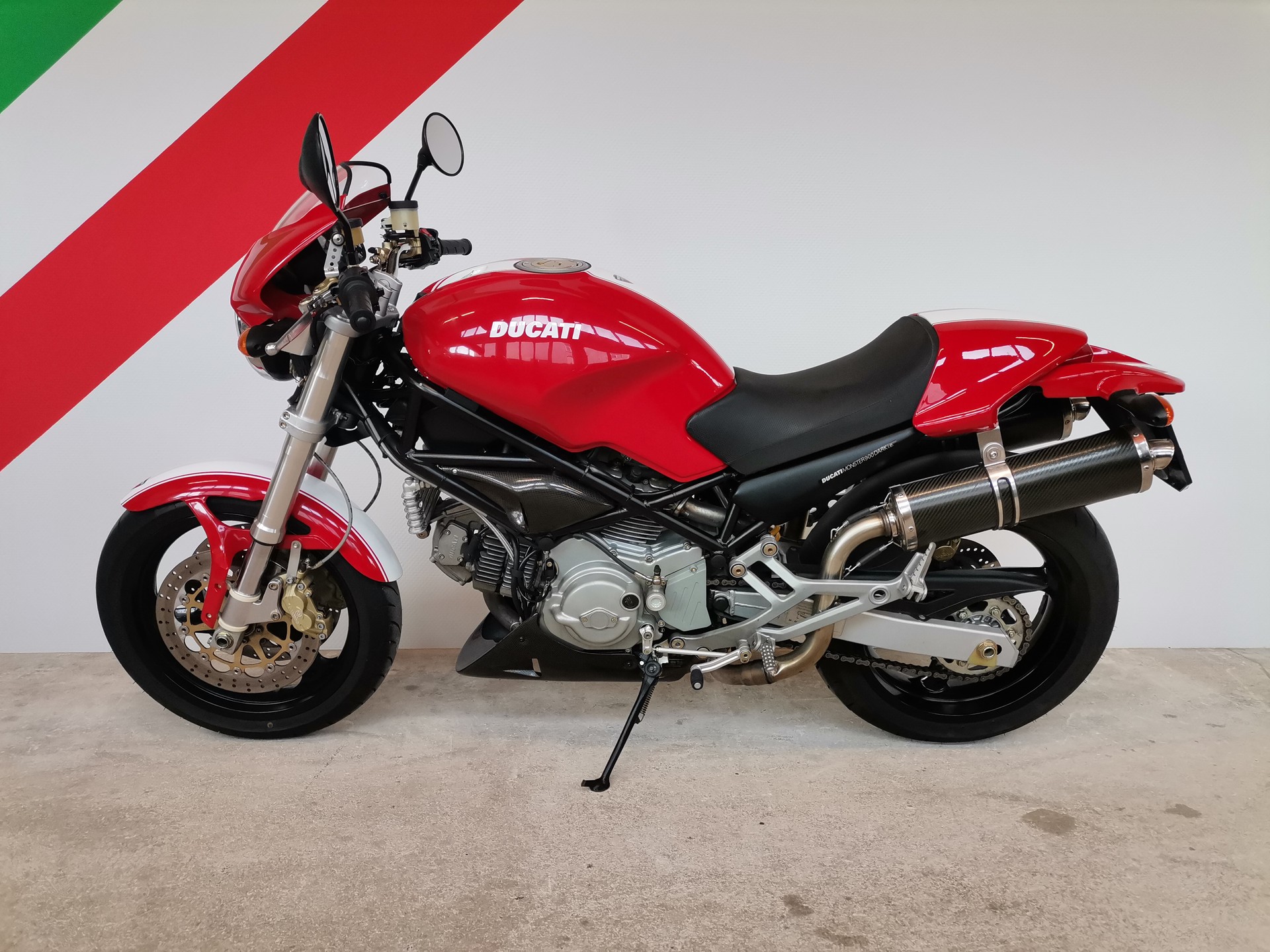 DUCATI Monster 900 i.e Special-image-2