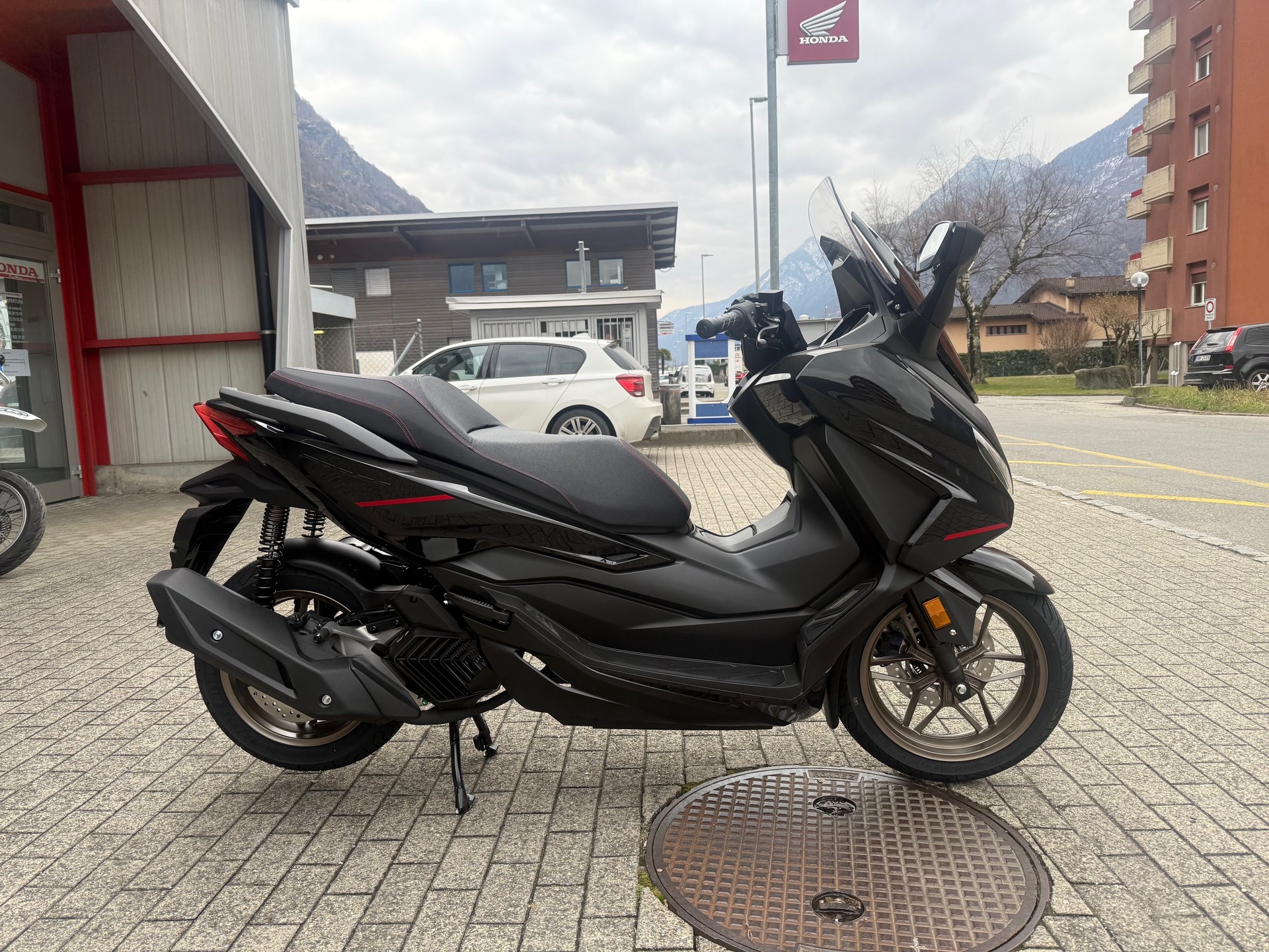 HONDA Nss 125 Forza Special Edition-image-0
