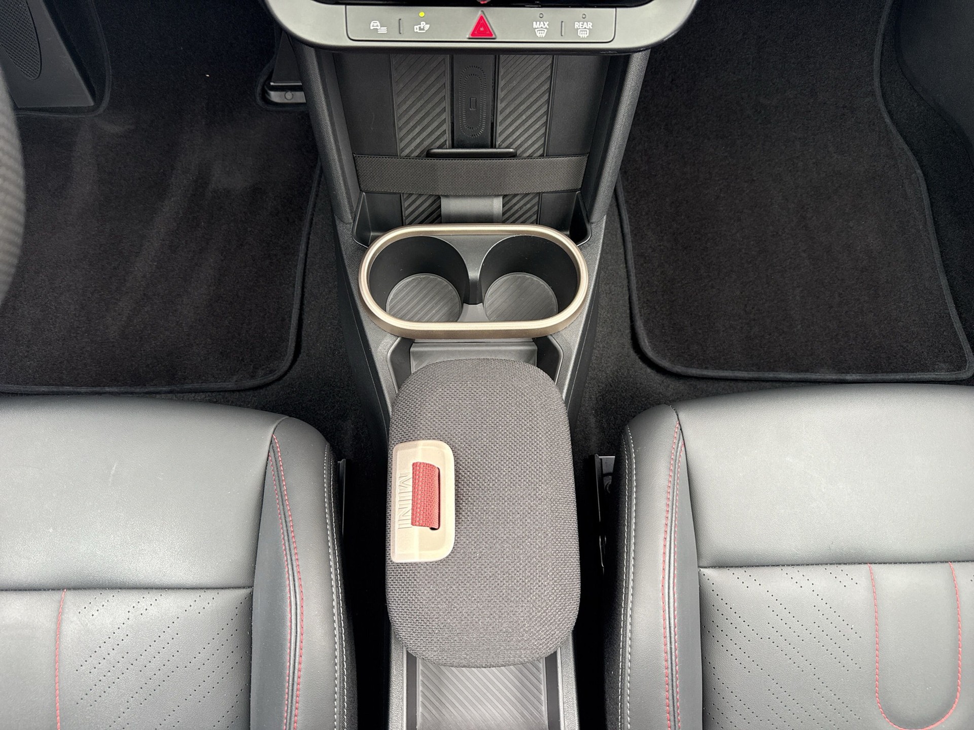 MINI Cooper S DKG-image-12