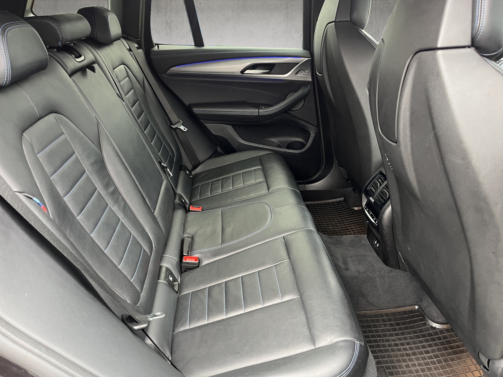 BMW X3 M40d-image-13