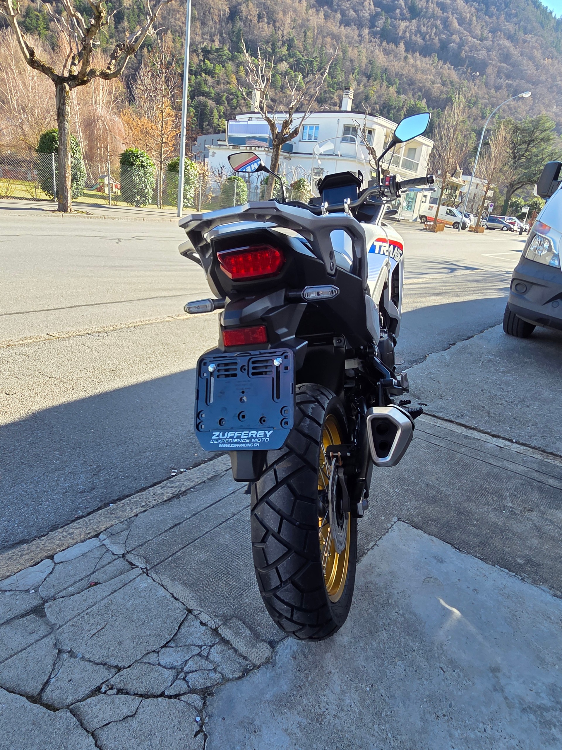 HONDA XL 750 Transalp-image-3