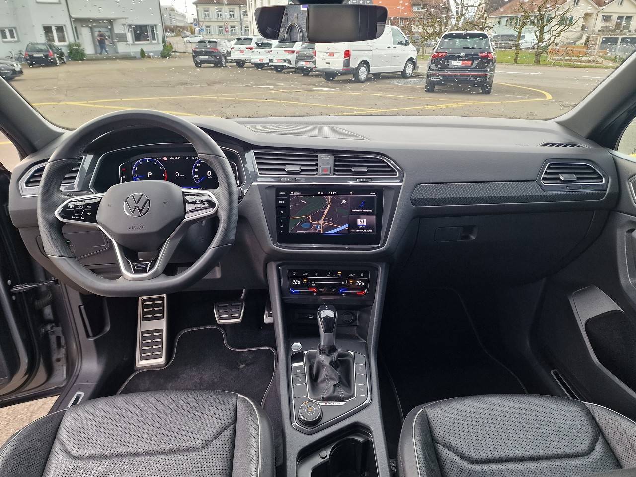 VW Tiguan Allspace 2.0TSI R-Line 4Motion DSG-image-13