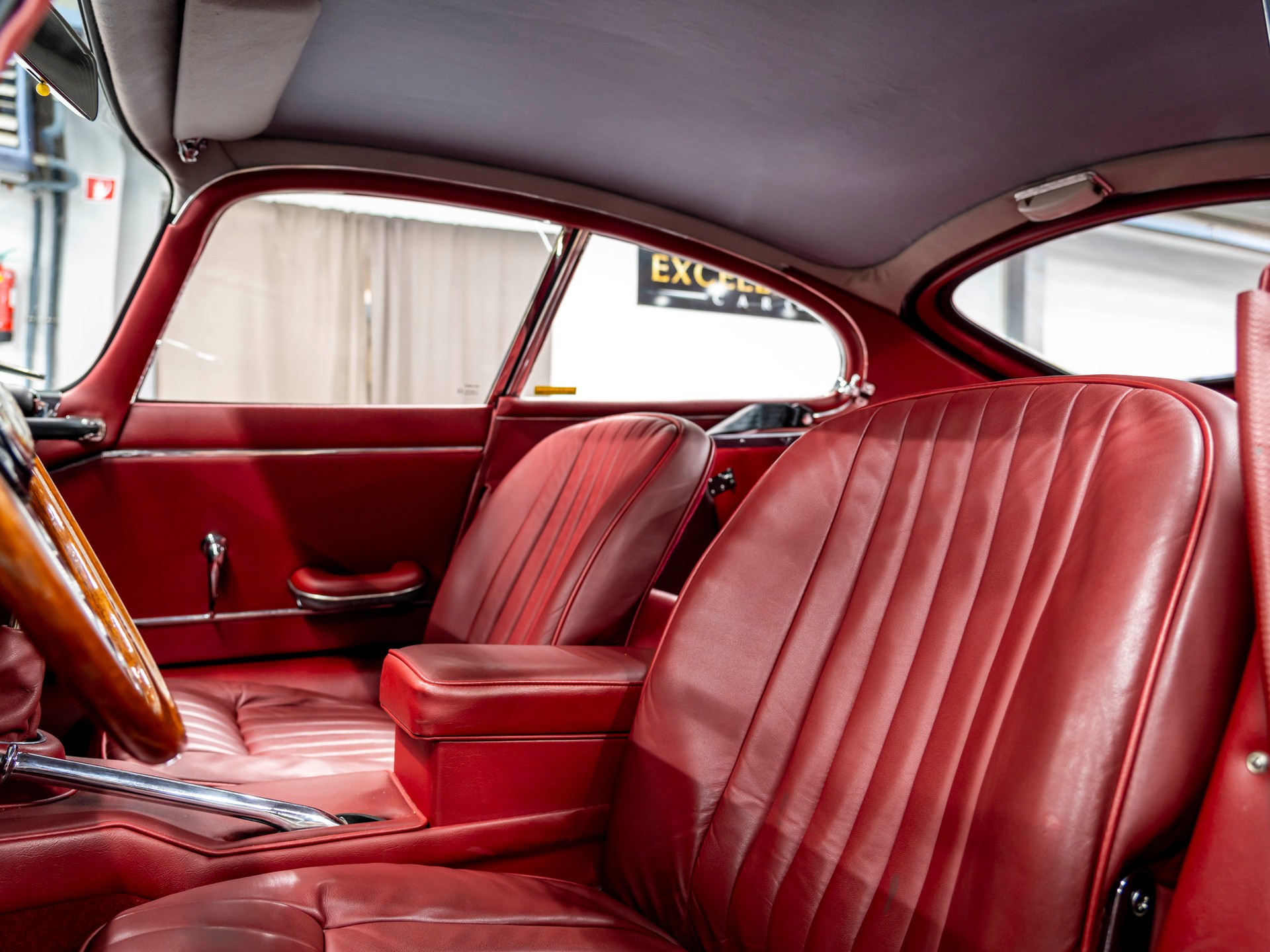 JAGUAR E-Type 4.2 Cpe Serie 1-image-17
