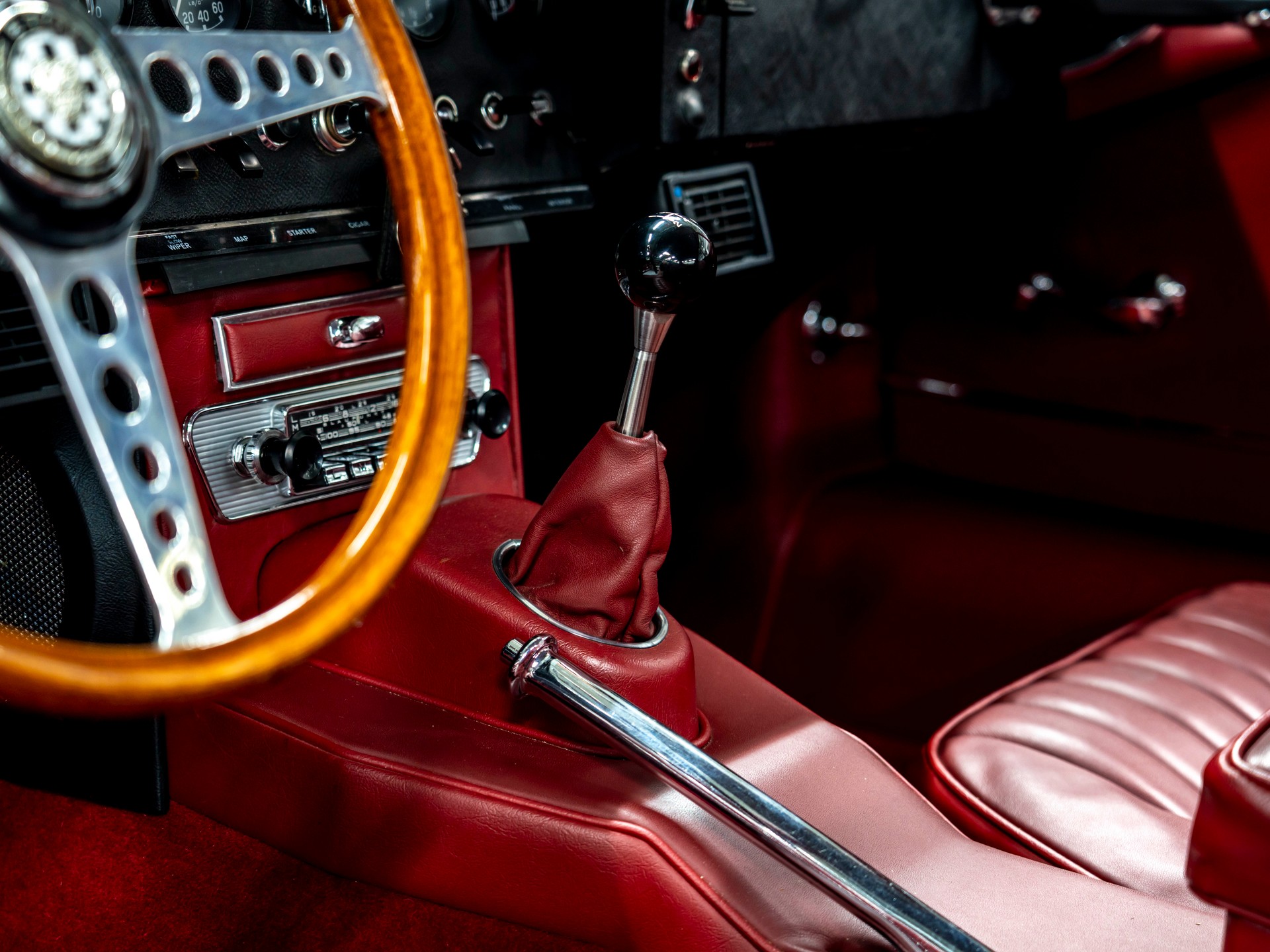 JAGUAR E-Type 4.2 Cpe Serie 1-image-16