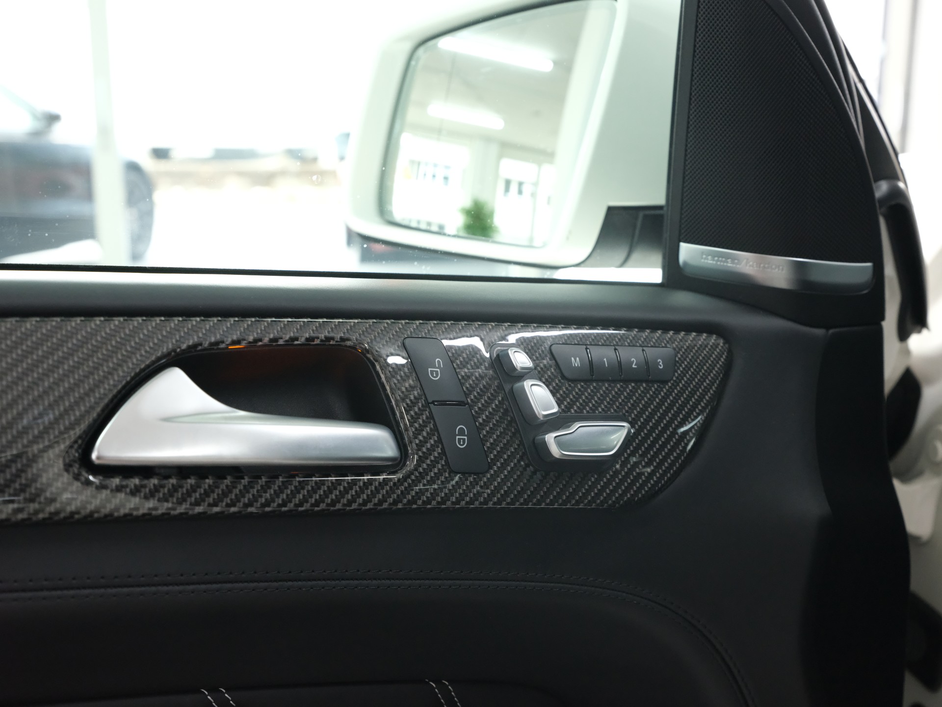 MERCEDES-BENZ GLE Coupé 63 S AMG 4Matic Speedshift-image-16