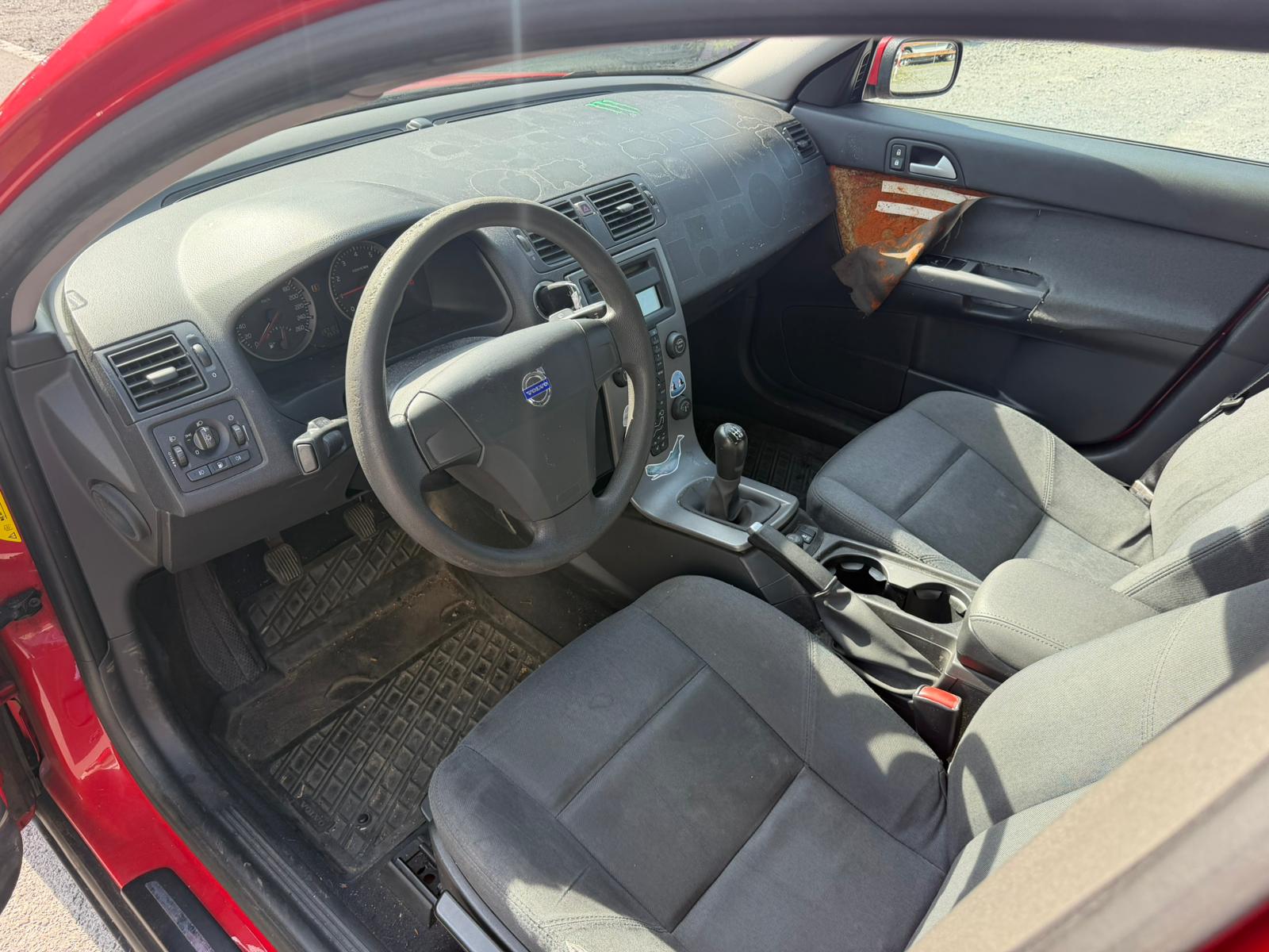 VOLVO S40 1.8 Momentum-image-9