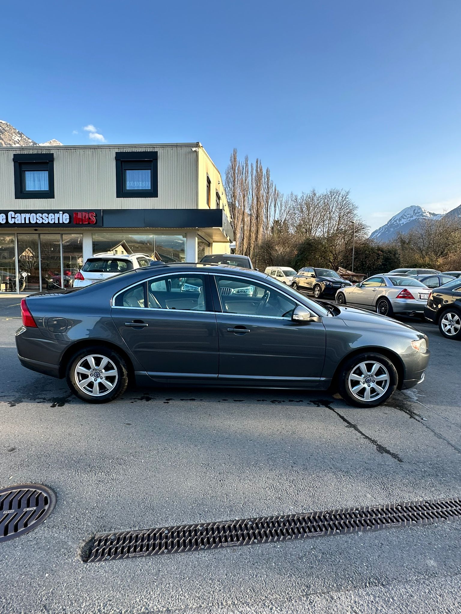 VOLVO S80 2.5T Momentum-image-6