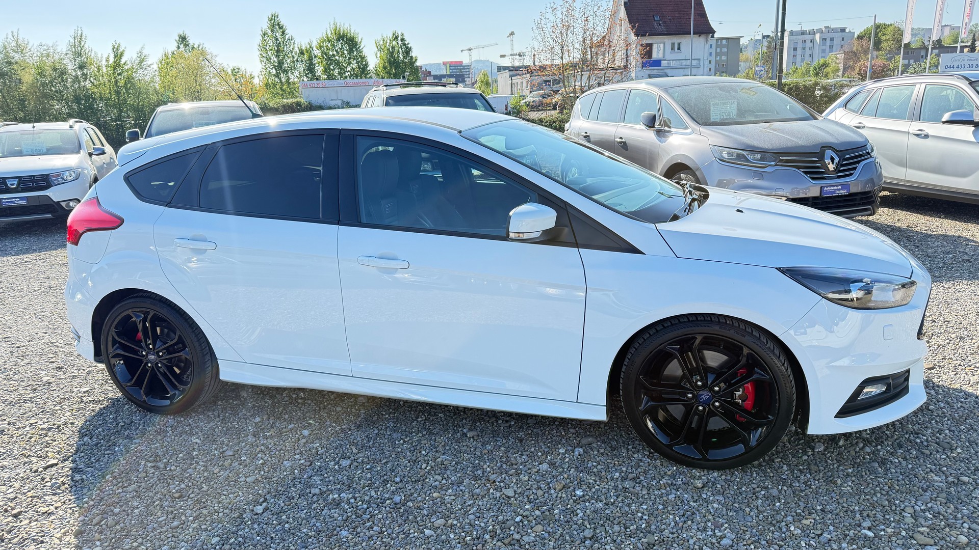 FORD Focus 2.0 SCTi ST3-image-15