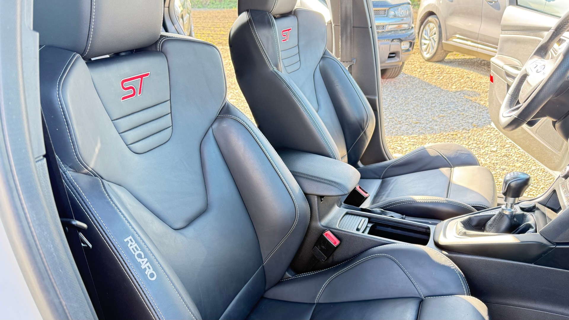 FORD Focus 2.0 SCTi ST3-image-7