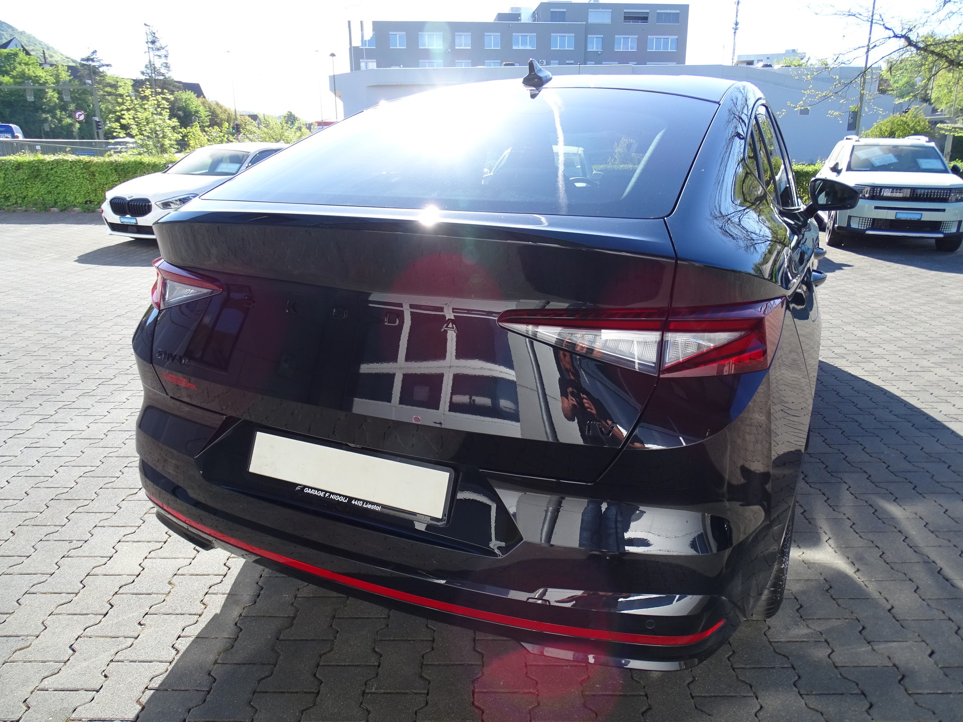 SKODA Enyaq iV 80x RS-image-8