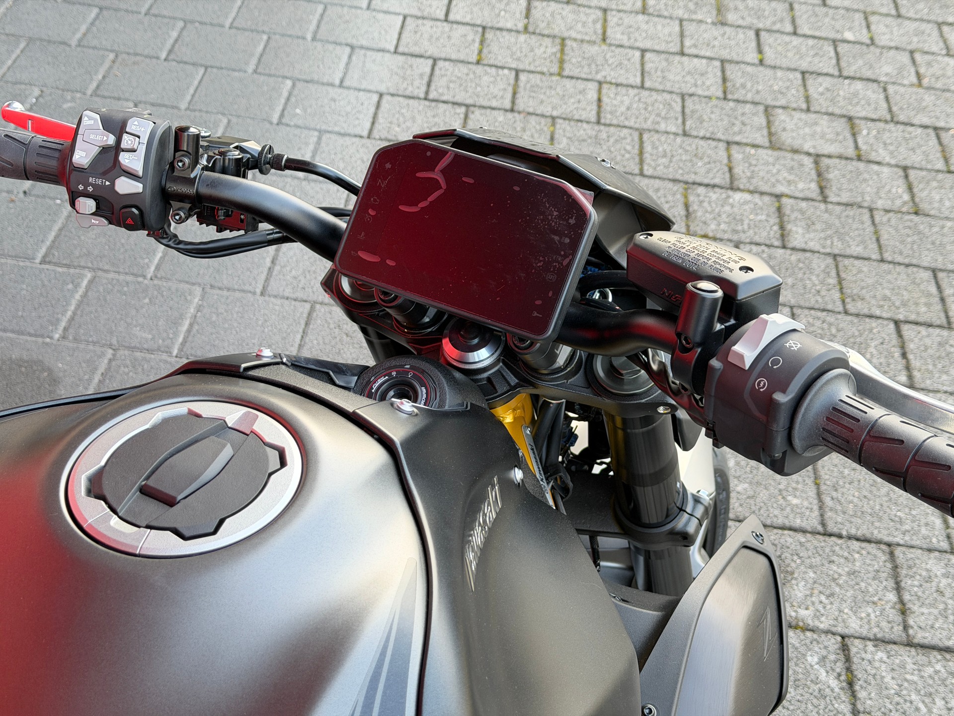 KAWASAKI Z 900 (35kW)-image-14