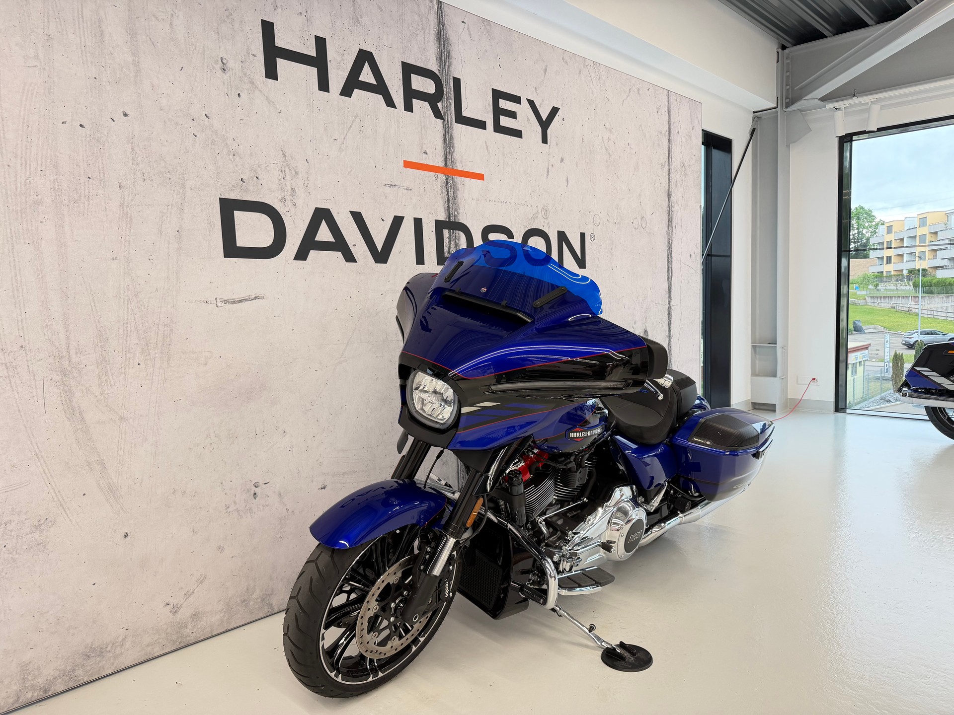 HARLEY-DAVIDSON FLHXSE Street Glide CVO 121-image-4