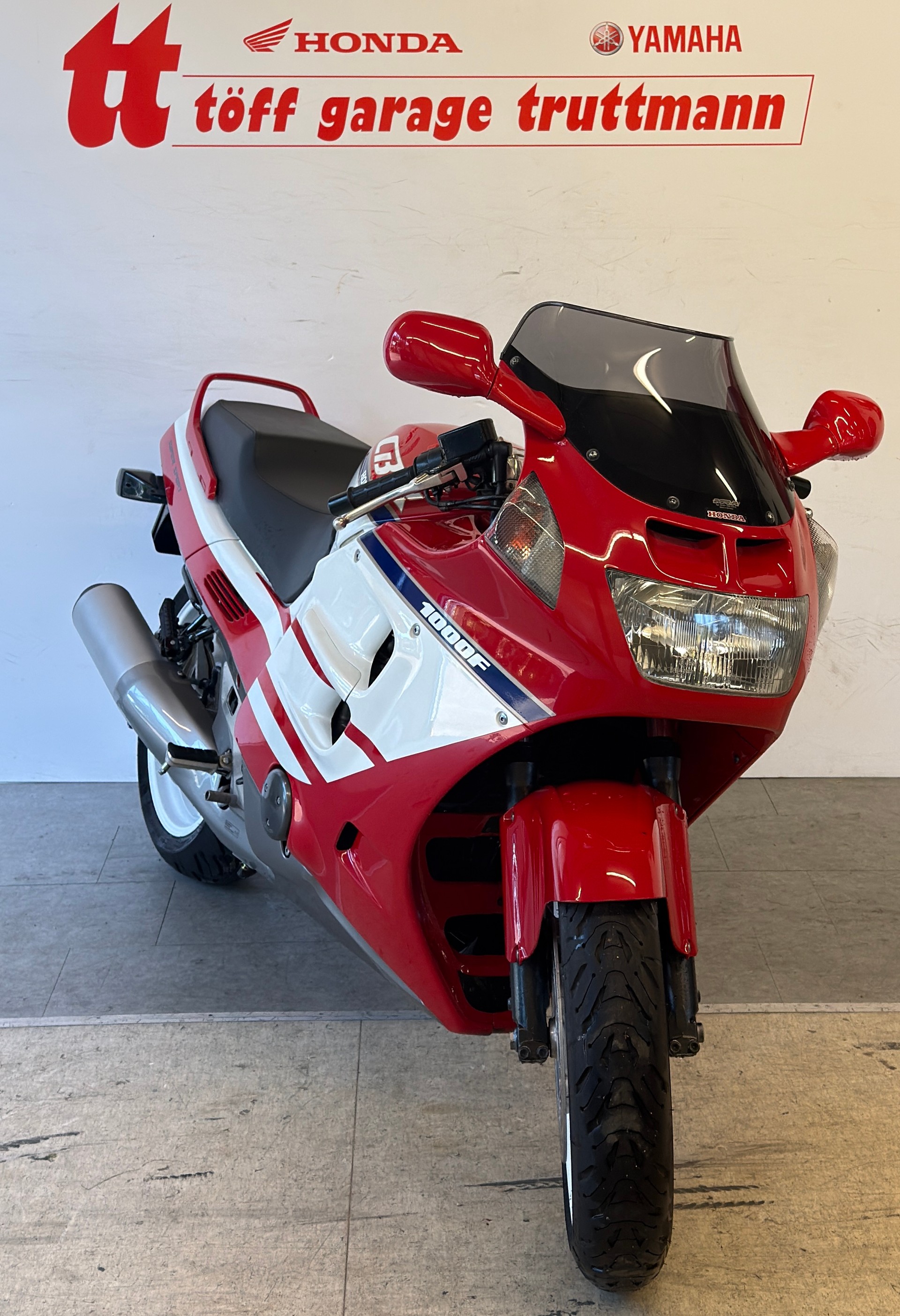 HONDA CBR 1000 F M-image-2